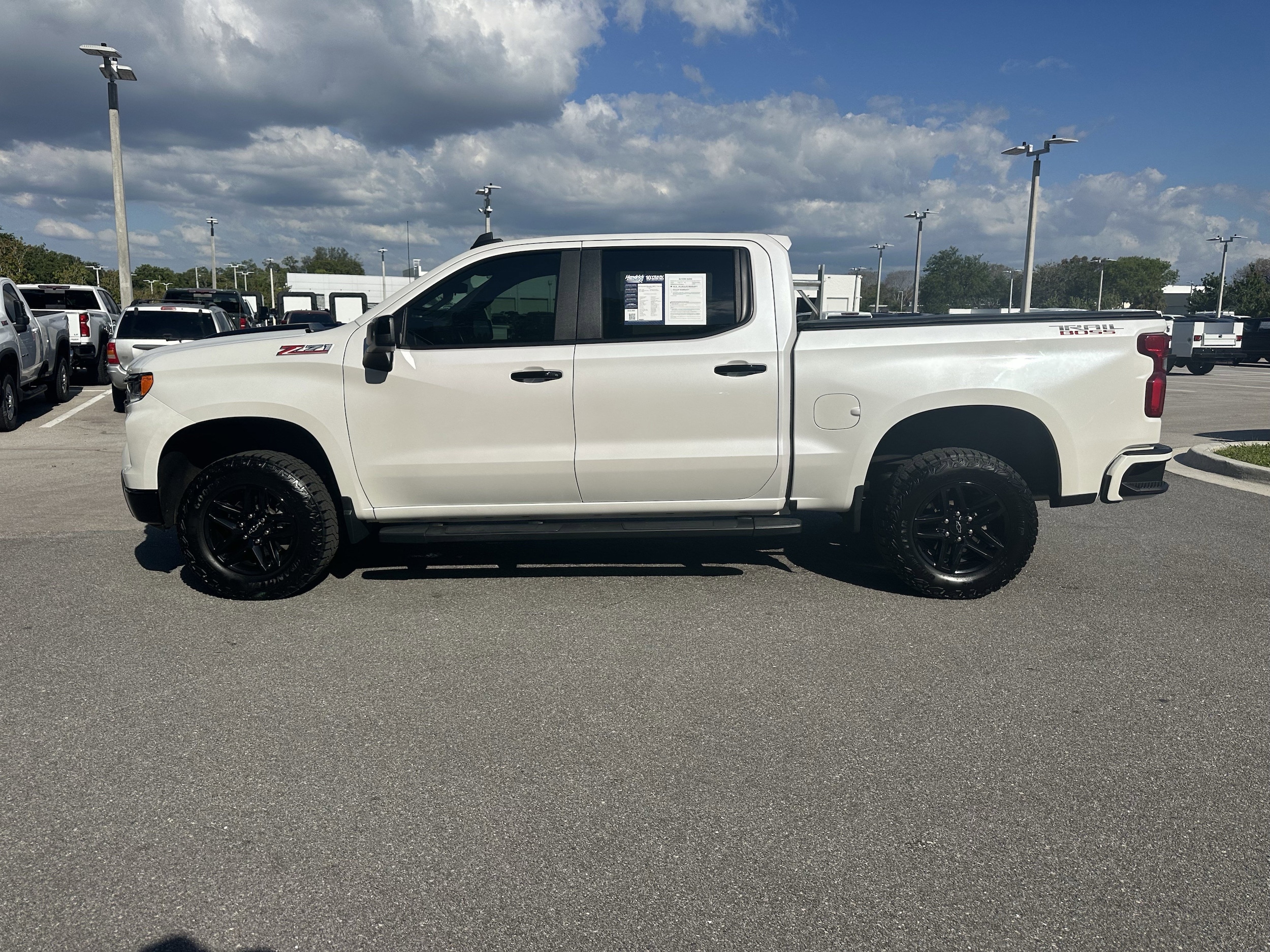 2024 Chevrolet Silverado 1500 LT Trail Boss photo 4