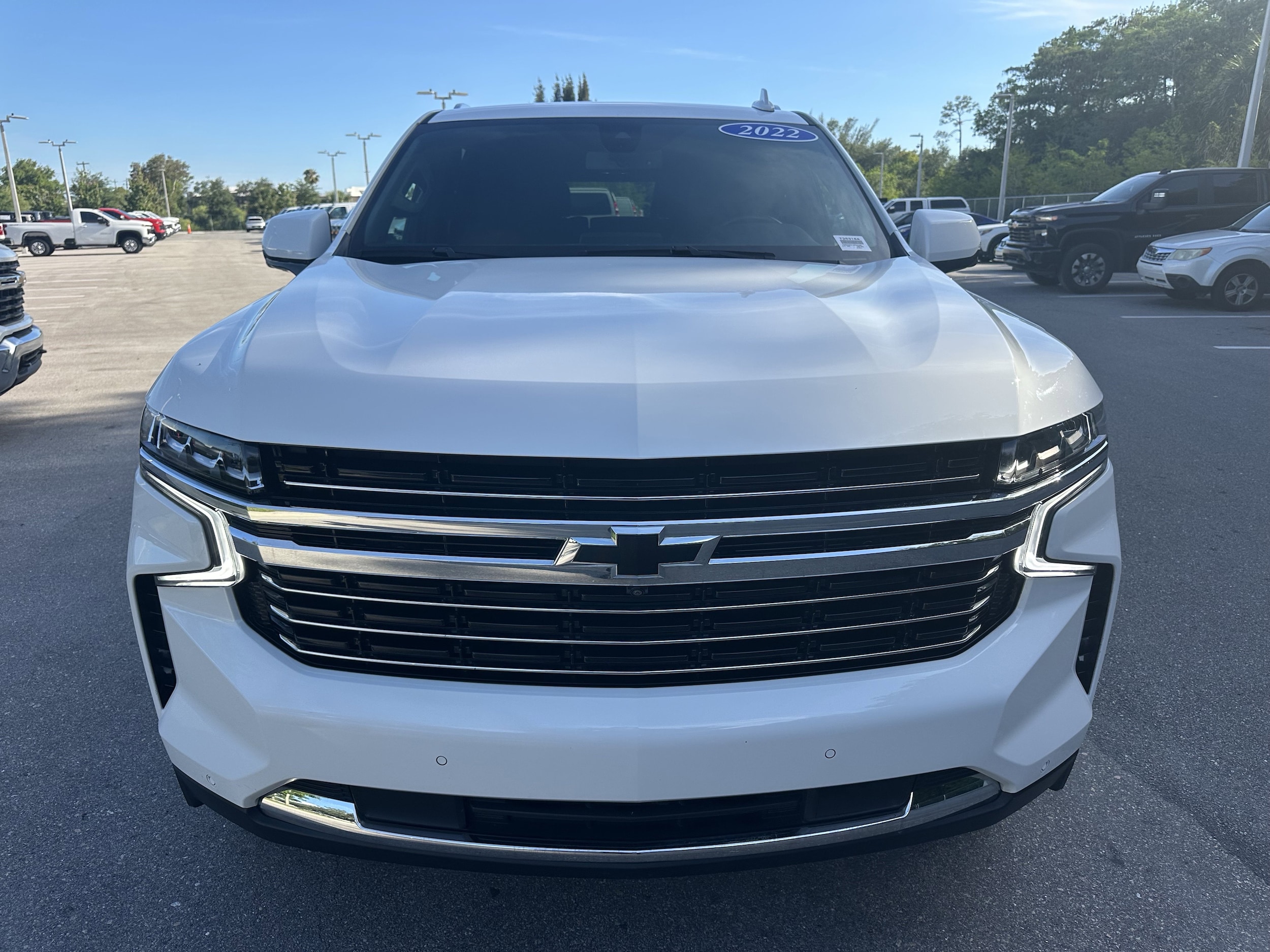 2022 Chevrolet Tahoe LT photo 2