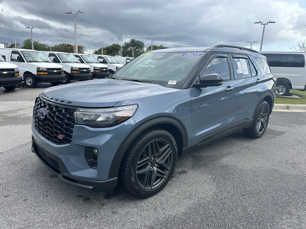 Used 2025 Ford Explorer ST SUV