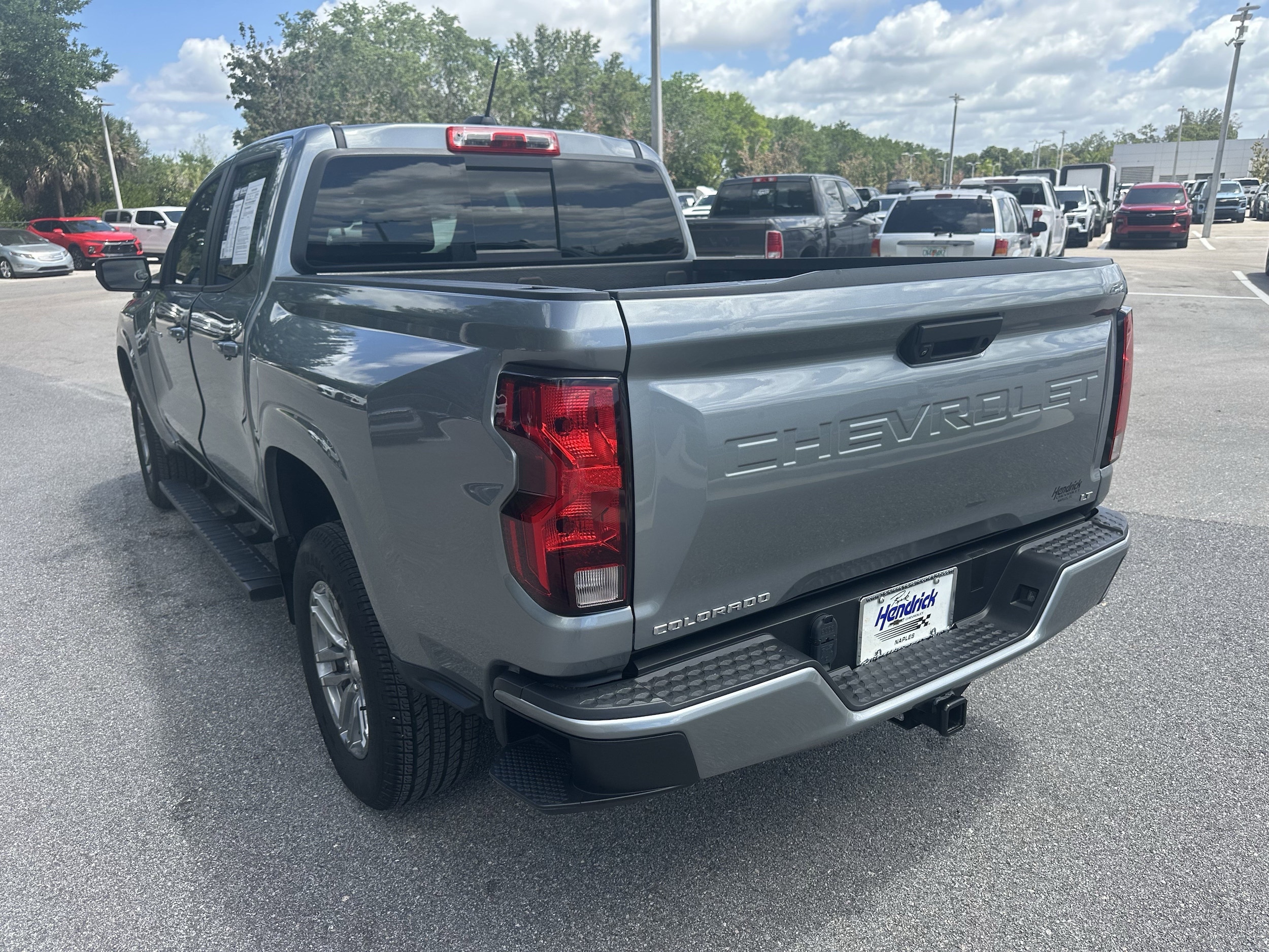 2024 Chevrolet Colorado 2WD LT photo 6