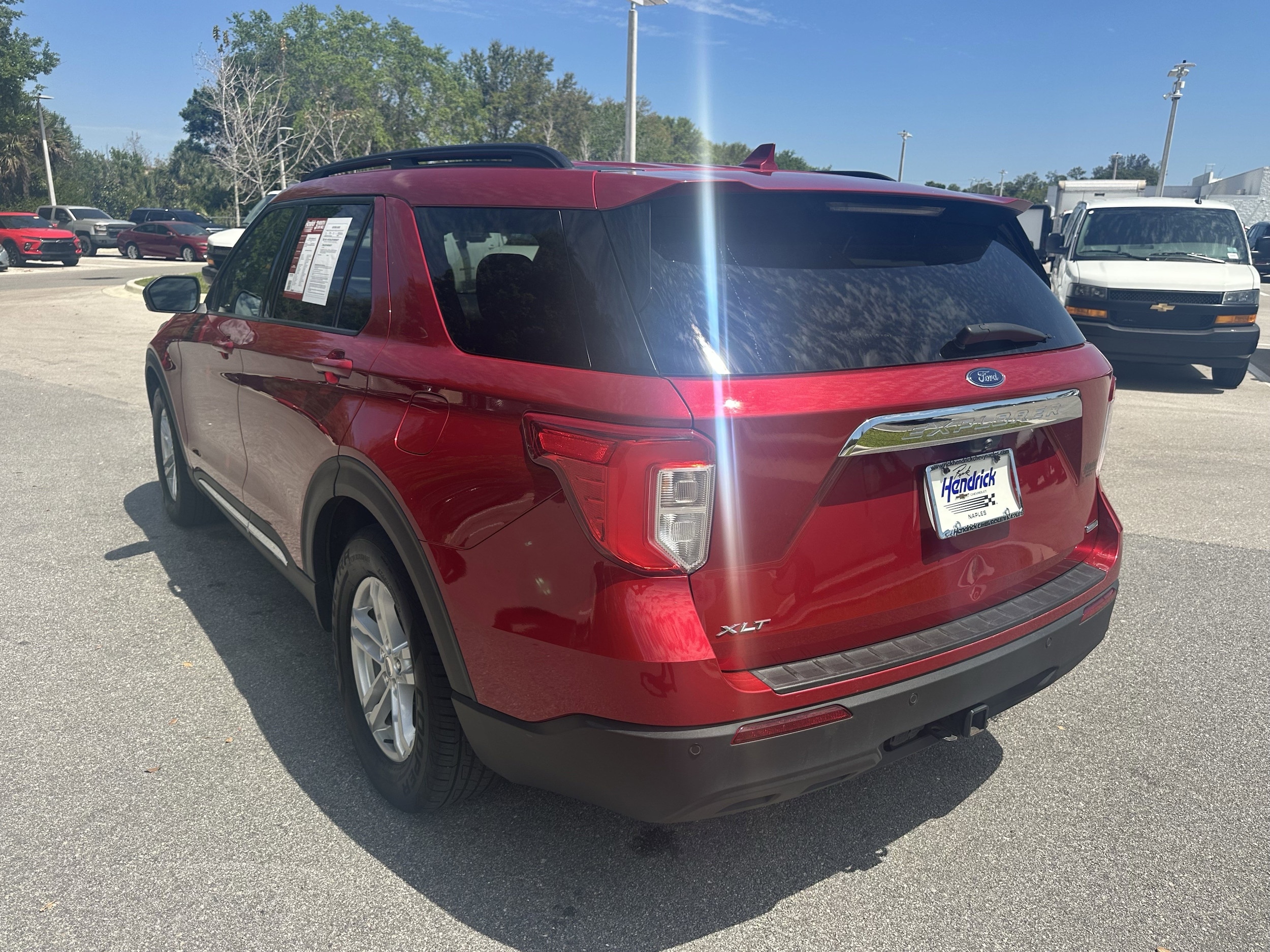2020 Ford Explorer XLT photo 6