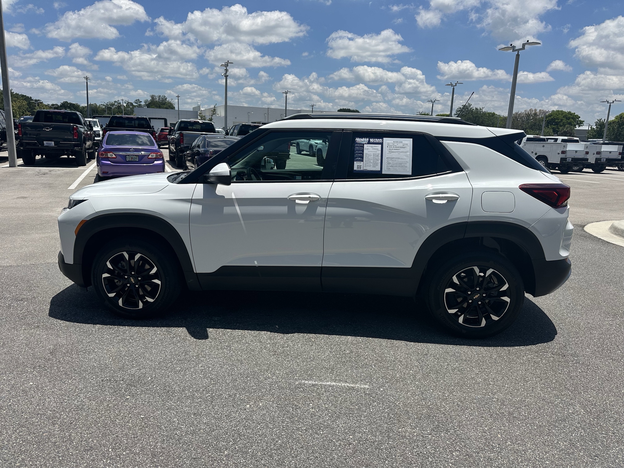 2023 Chevrolet Trailblazer LT photo 4