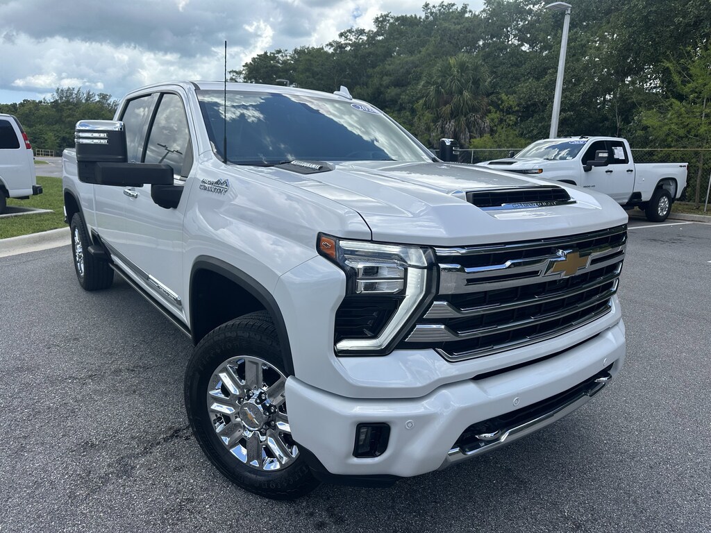 Used 2024 Chevrolet Silverado 2500HD High Country Pickup
