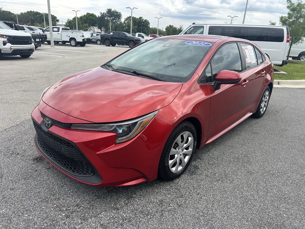 Used 2021 Toyota Corolla LE Sedan