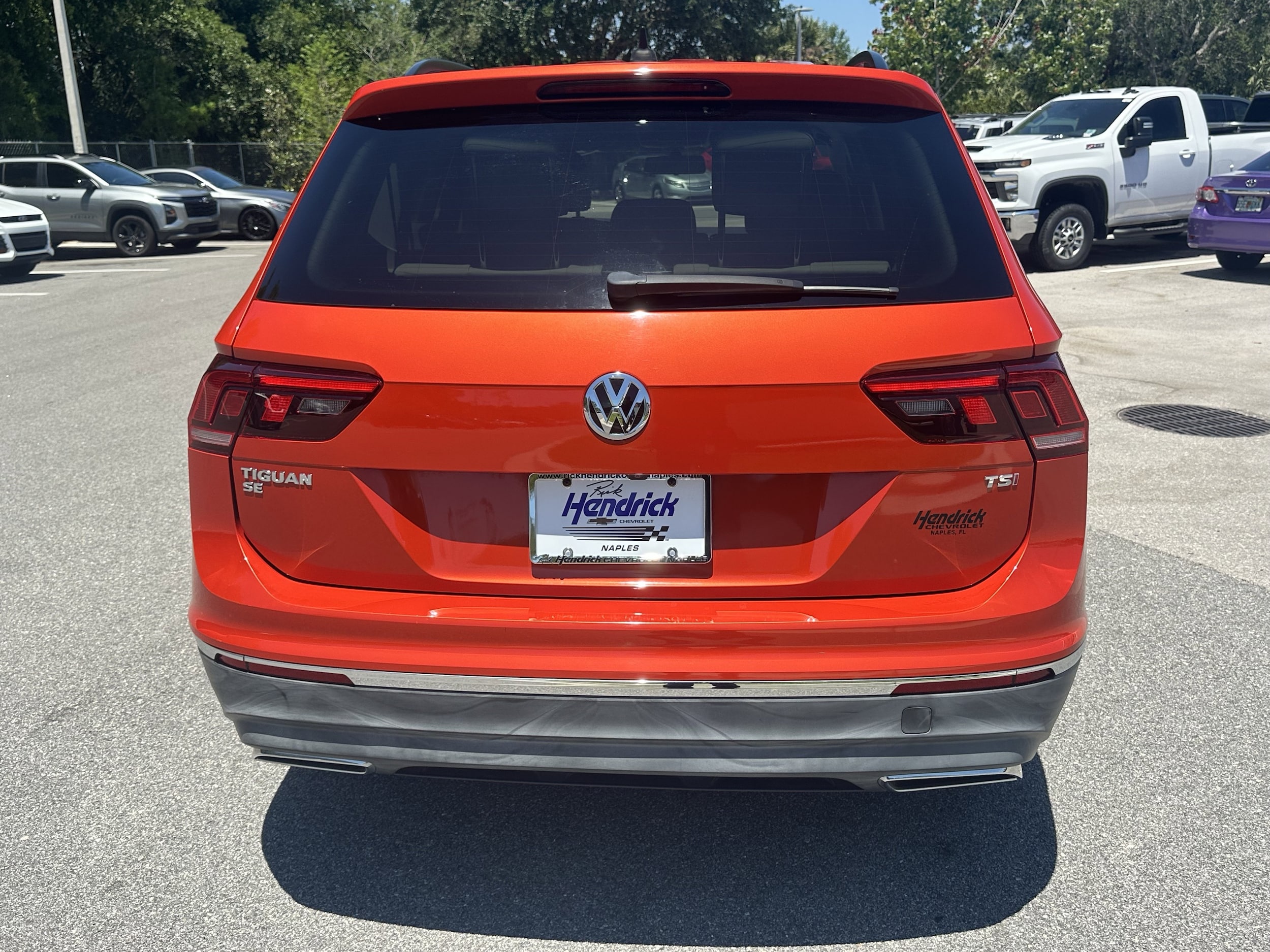2018 Volkswagen Tiguan SE photo 3