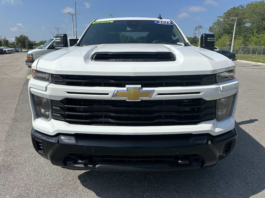 Used 2025 Chevrolet Silverado 2500HD Custom Pickup