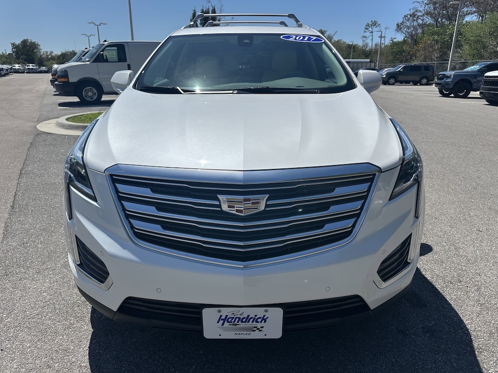 Used 2017 CADILLAC XT5 Premium Luxury FWD SUV
