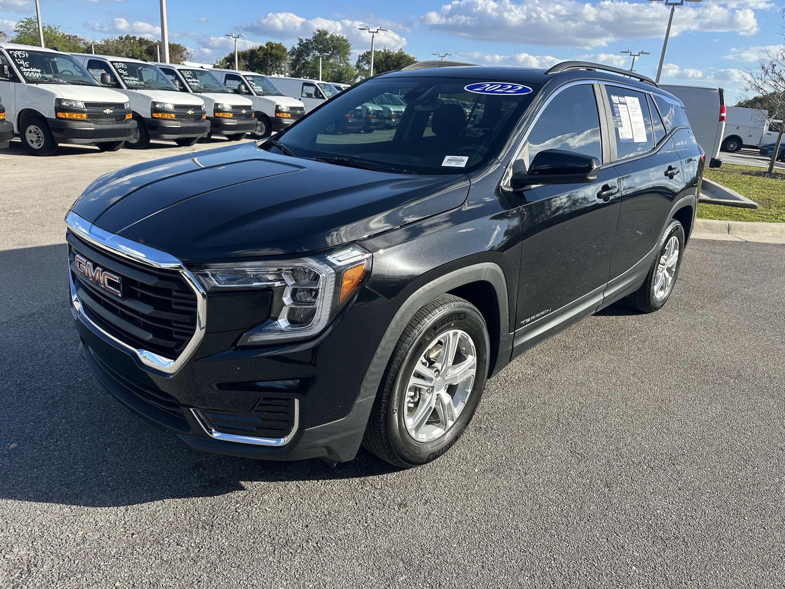 2022 GMC Terrain SLE photo 4
