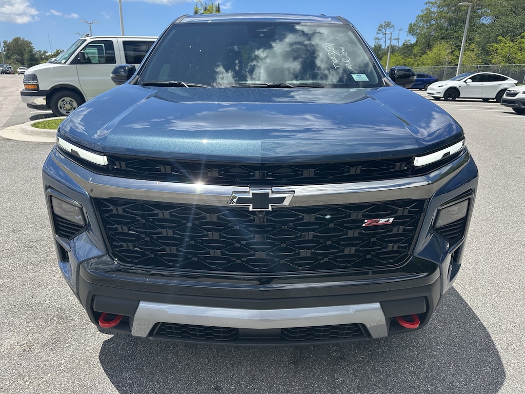 Used 2026 Chevrolet Traverse AWD Z71 SUV