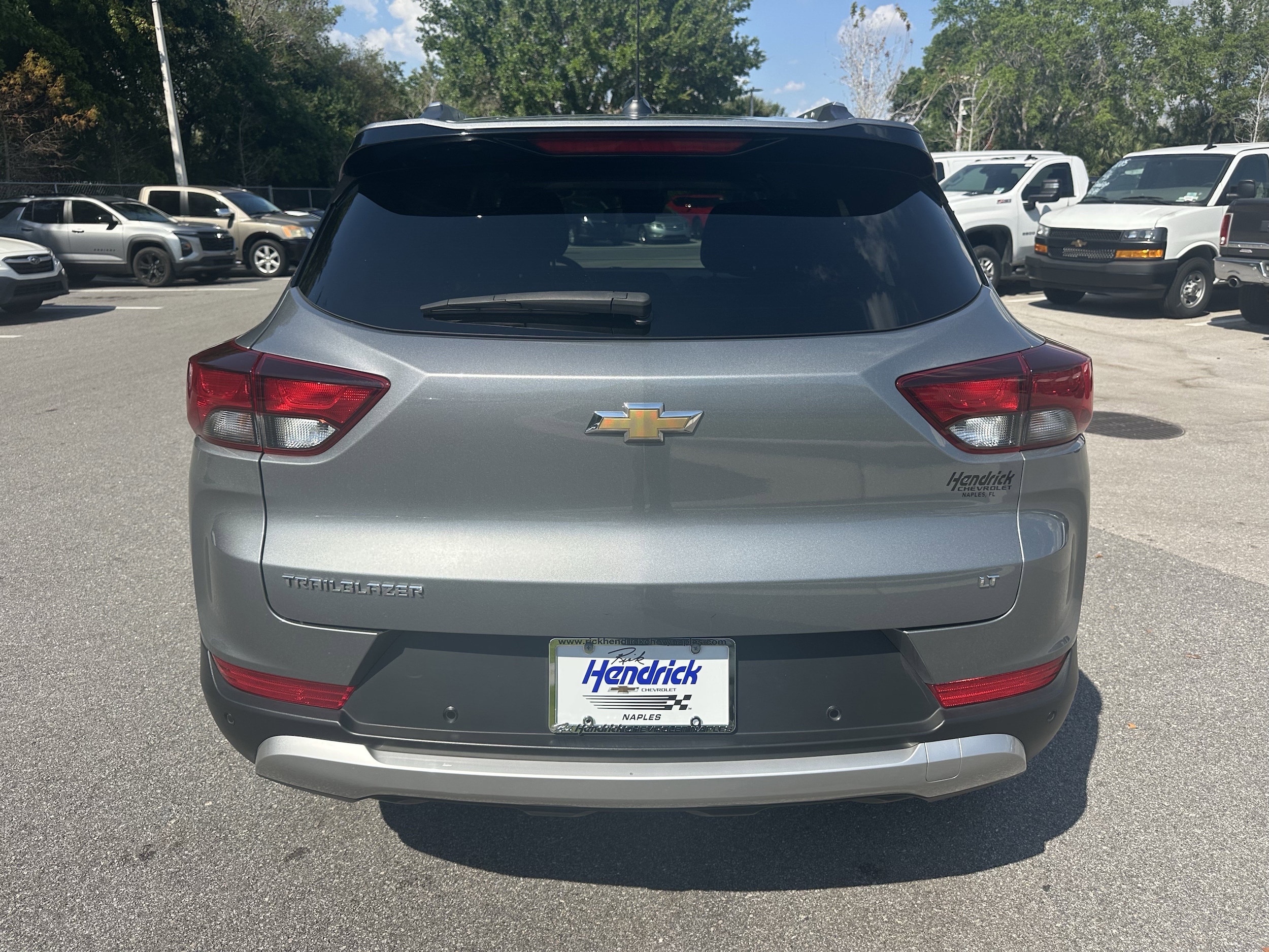 2024 Chevrolet Trailblazer LT photo 3