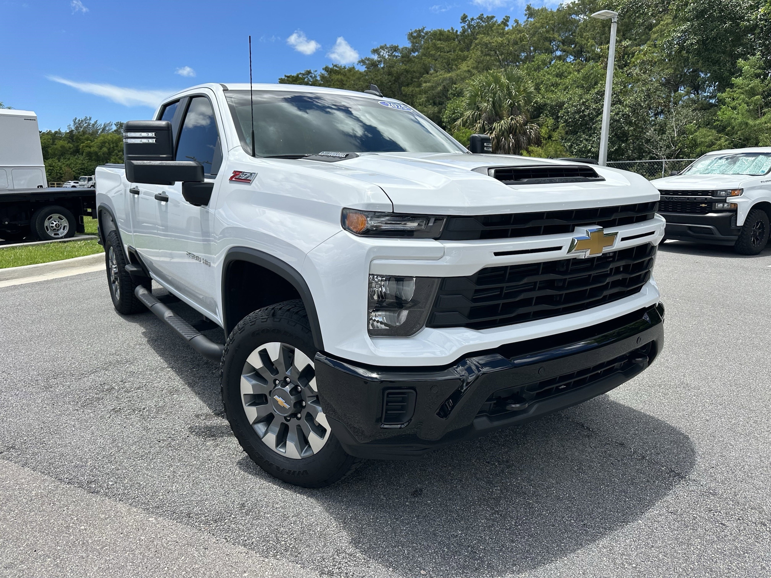 2025 Chevrolet Silverado 2500HD Custom
