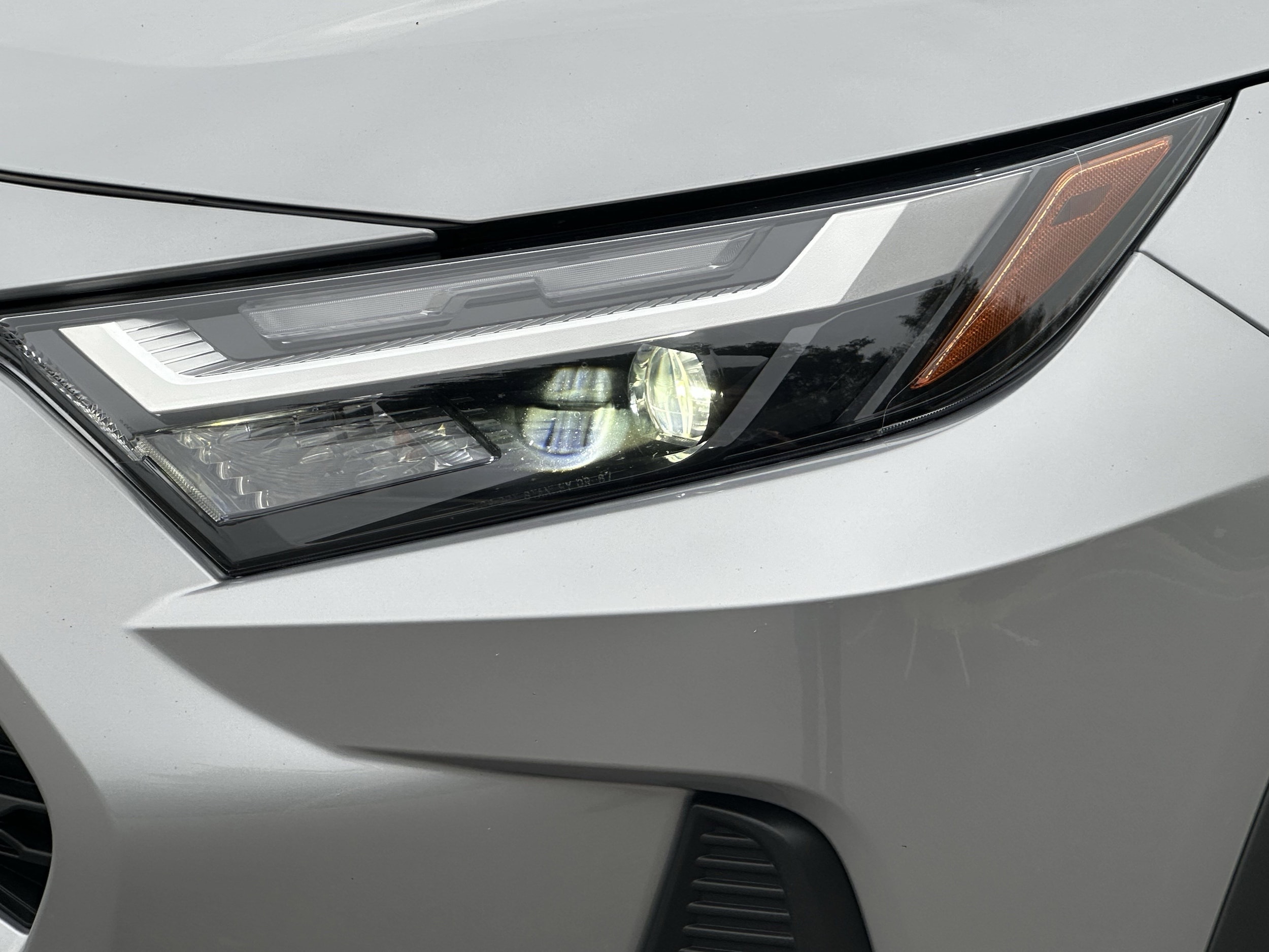 2024 Toyota RAV4 LE photo 5