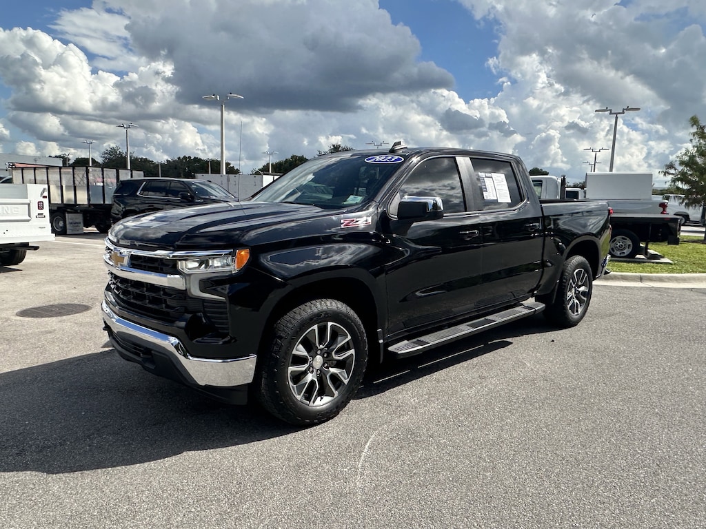 Used 2023 Chevrolet Silverado 1500 LT Pickup