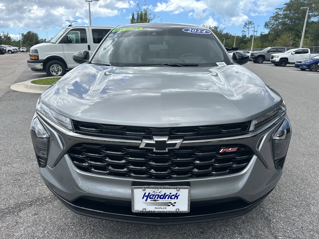 Used 2024 Chevrolet Trax 1RS SUV