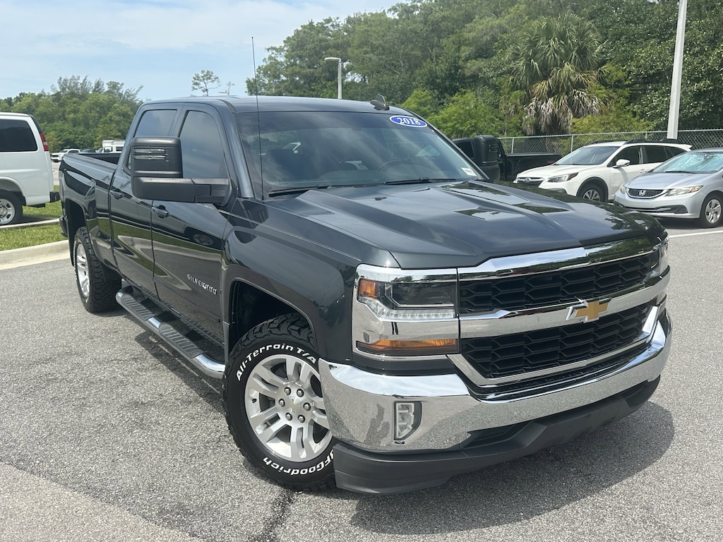 Used 2018 Chevrolet Silverado 1500 LT Pickup