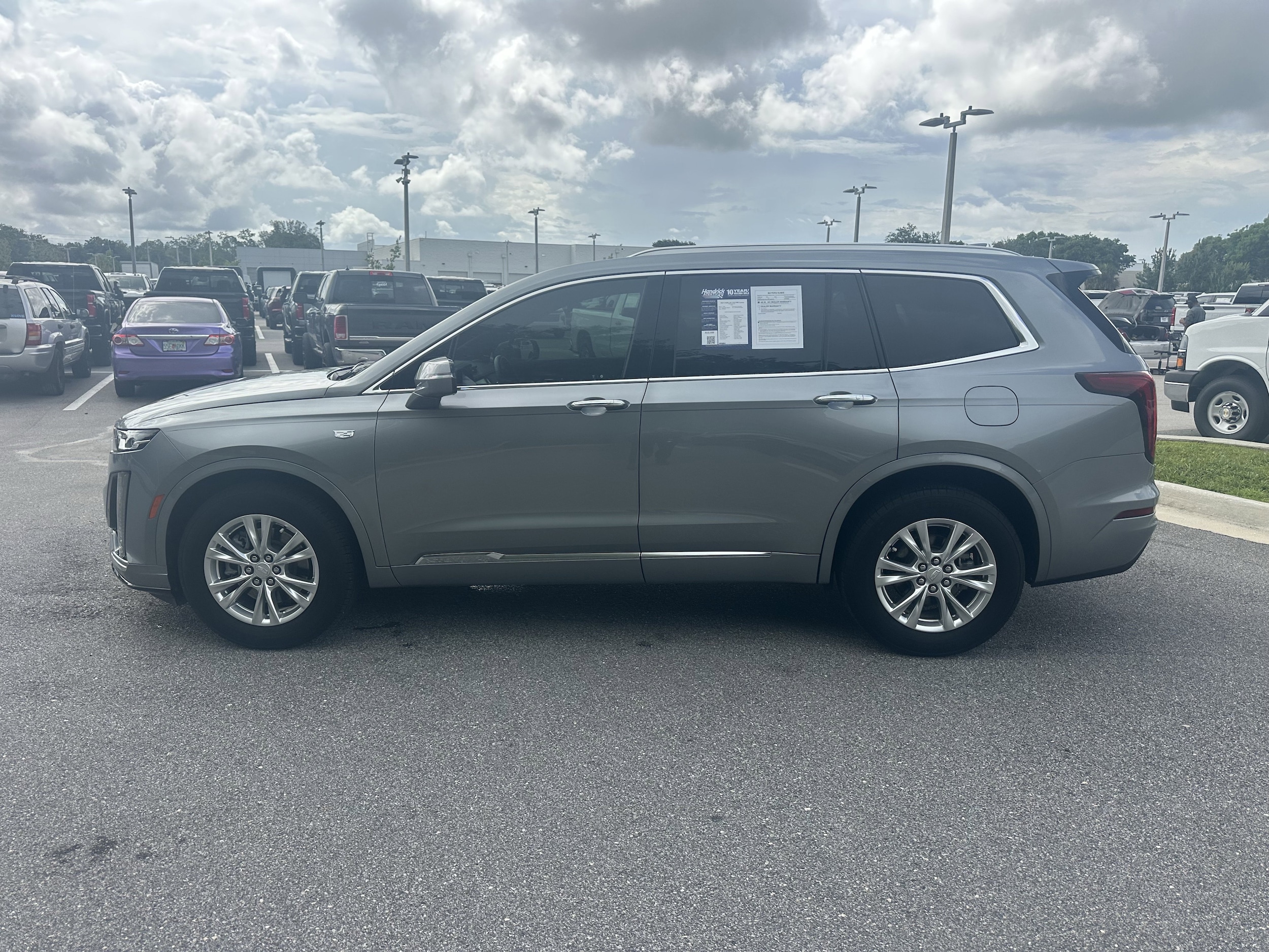 CADILLAC XT6 FWD Luxury