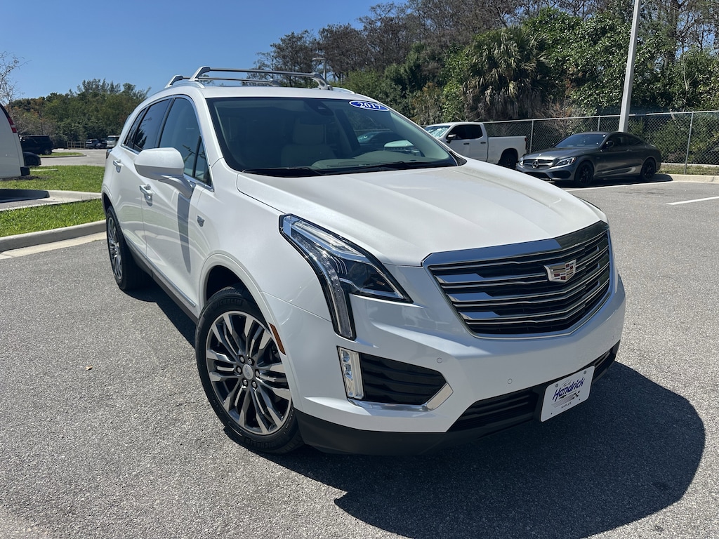 Used 2017 CADILLAC XT5 Premium Luxury FWD SUV