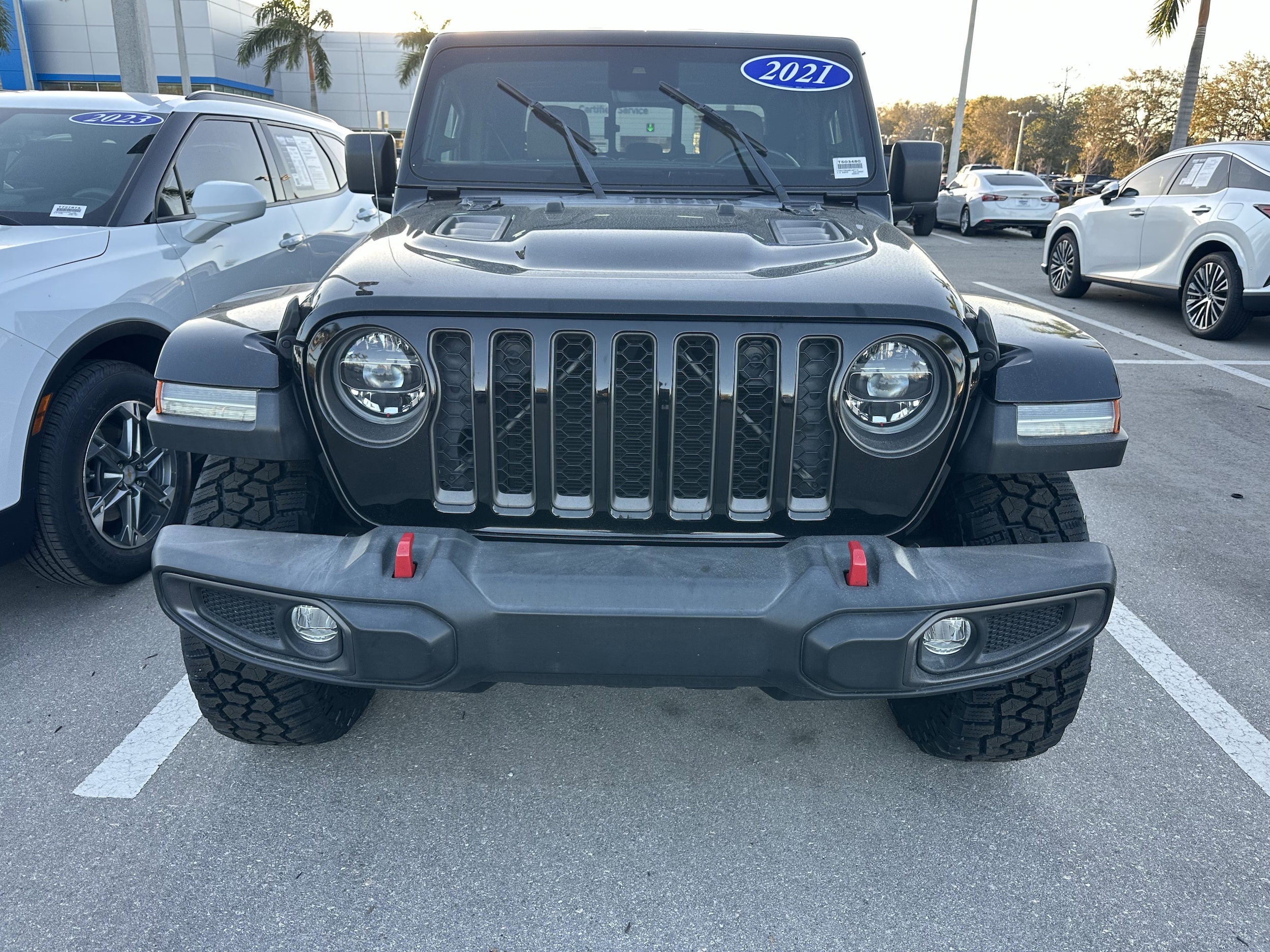 2021 Jeep Gladiator Rubicon photo 2