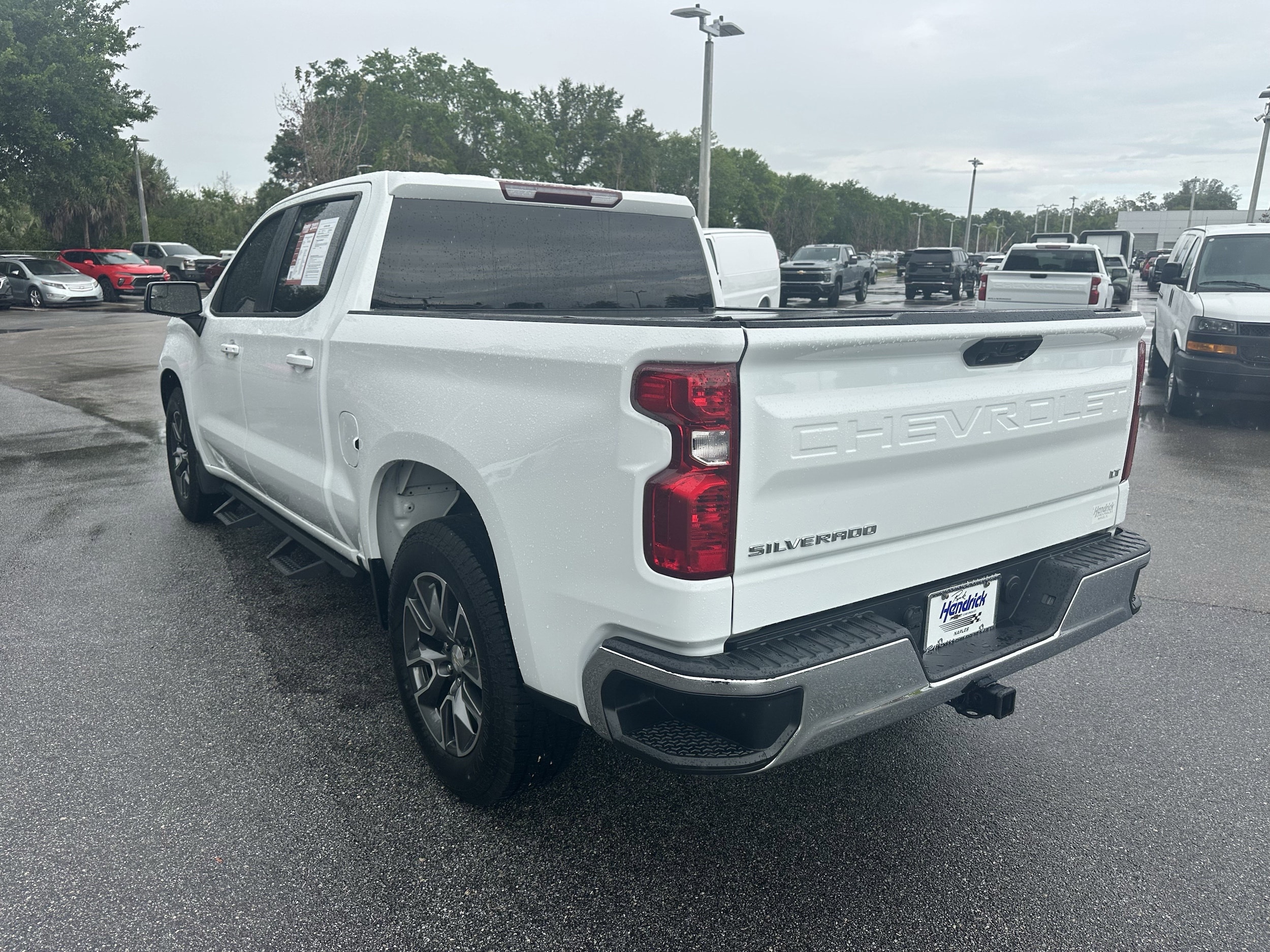 2022 Chevrolet Silverado 1500 LT photo 6