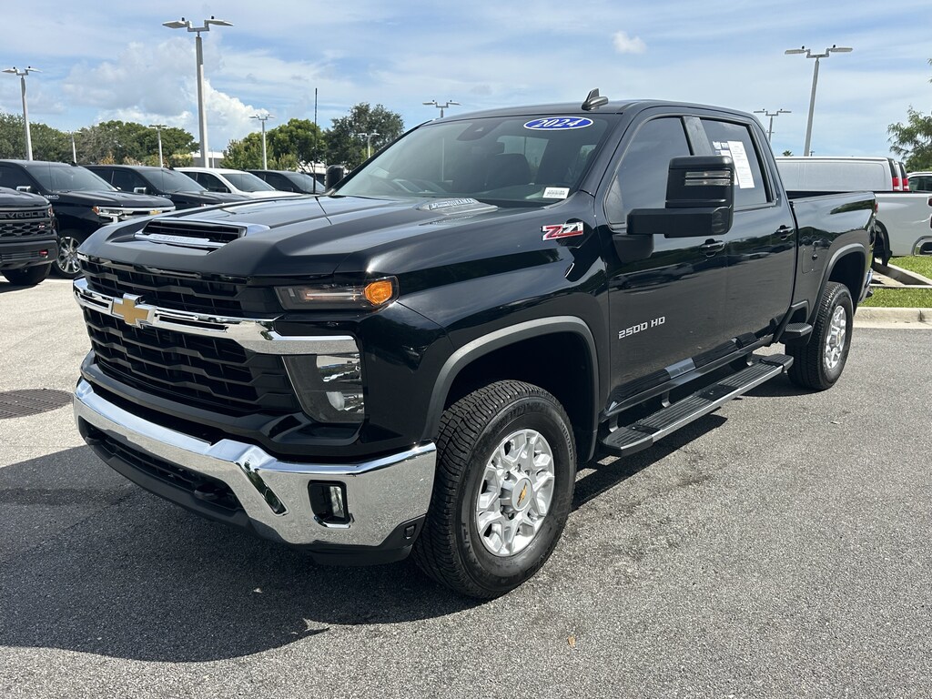Used 2024 Chevrolet Silverado 2500HD LT Pickup