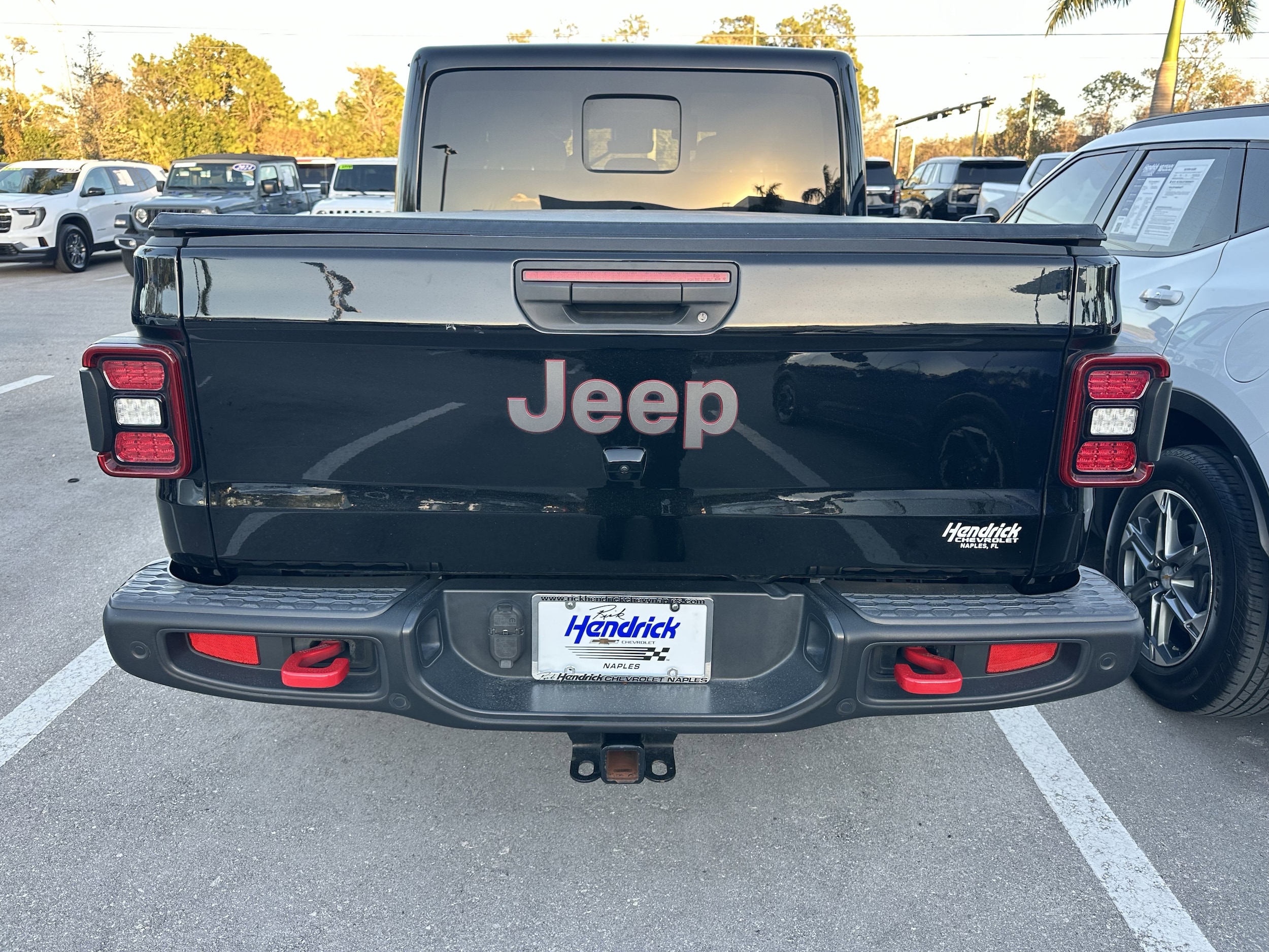 2021 Jeep Gladiator Rubicon photo 3