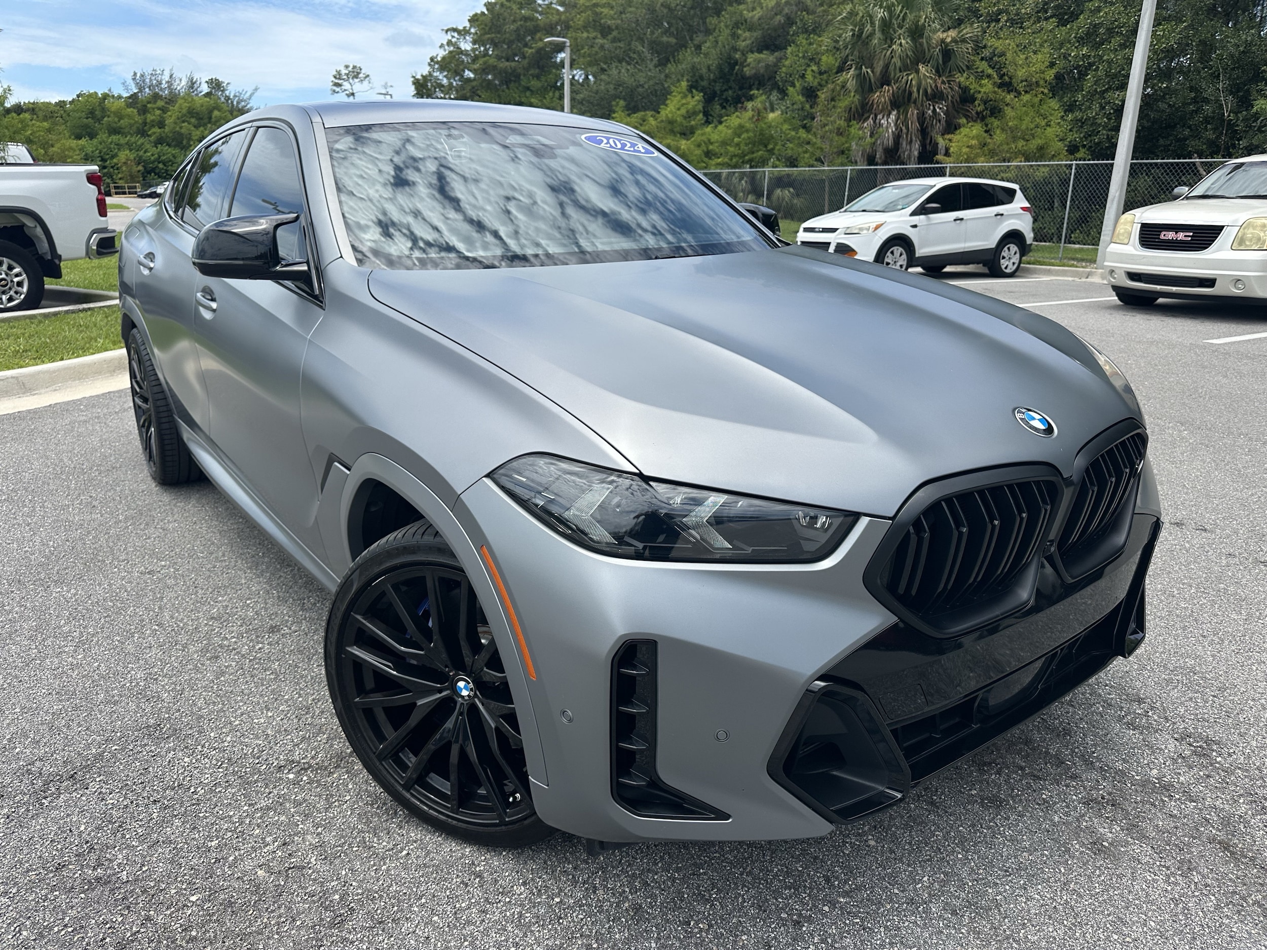 BMW X6 M60i