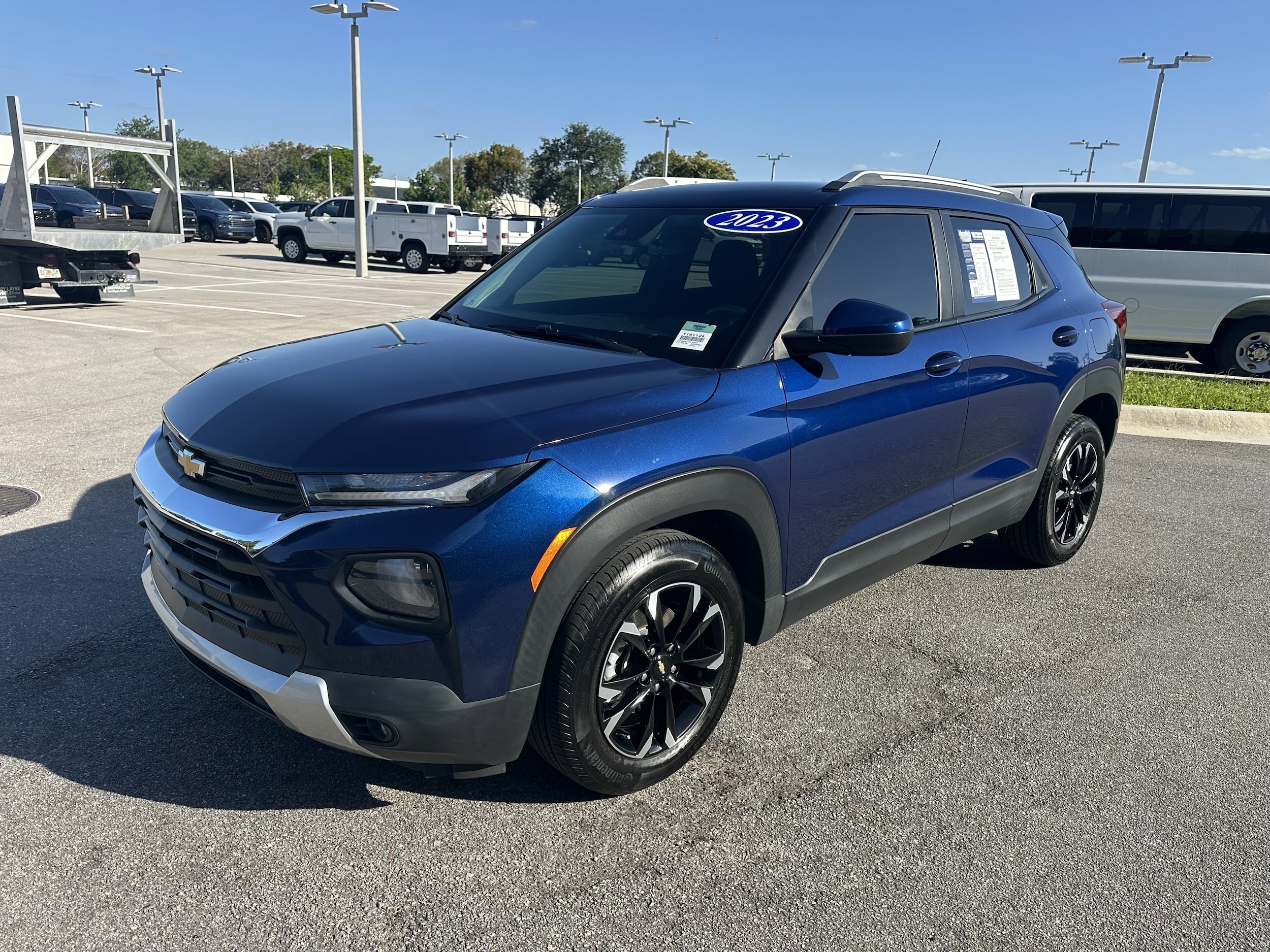 2023 Chevrolet Trailblazer LT photo 4