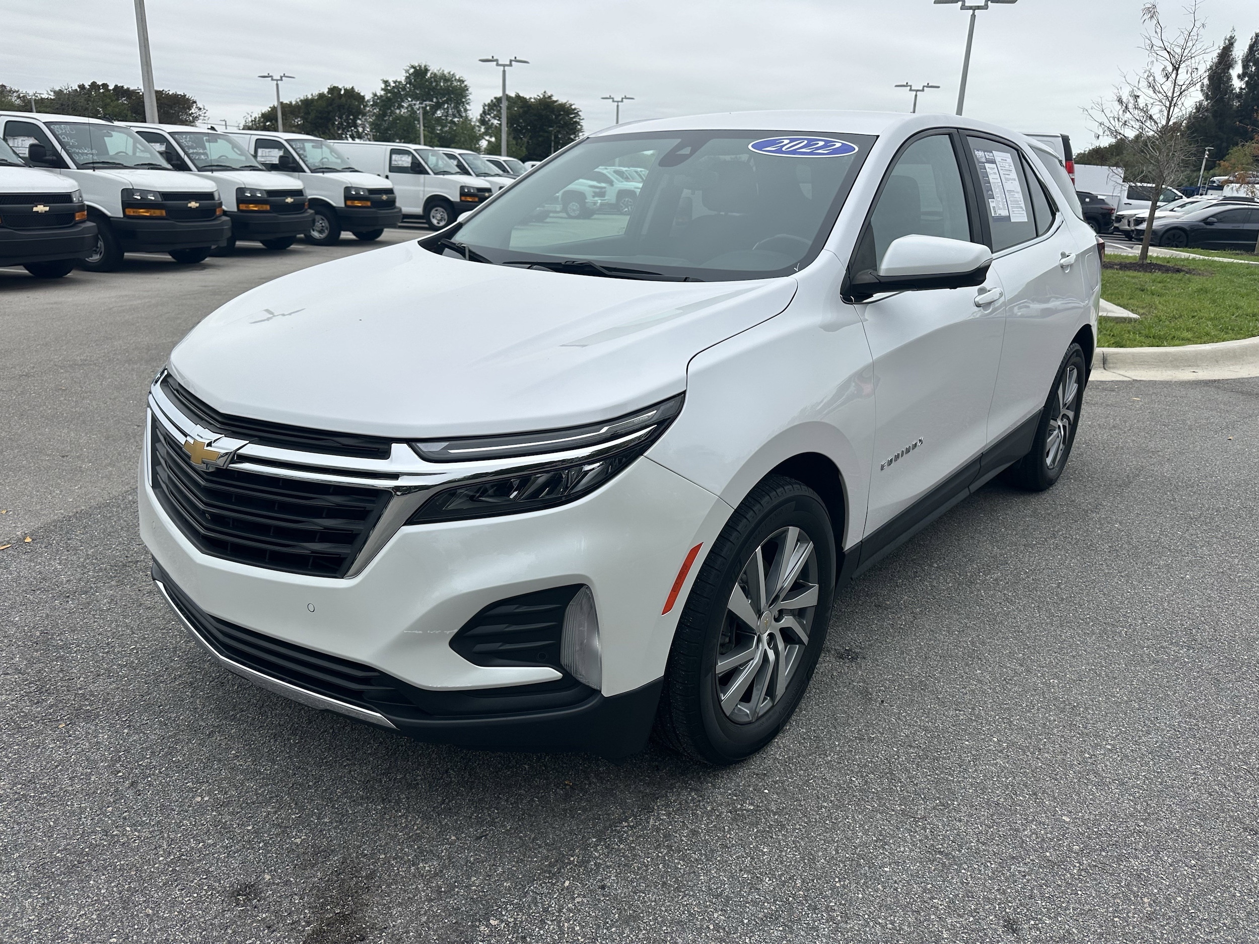 2022 Chevrolet Equinox LT photo 4