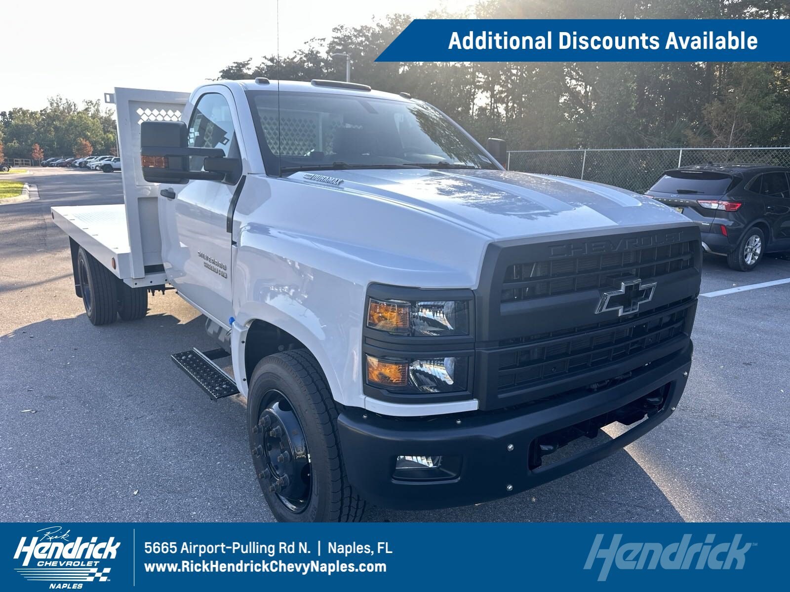 2024 Chevrolet Silverado 4500 Medium Duty Chassis Cab Work Truck's photo