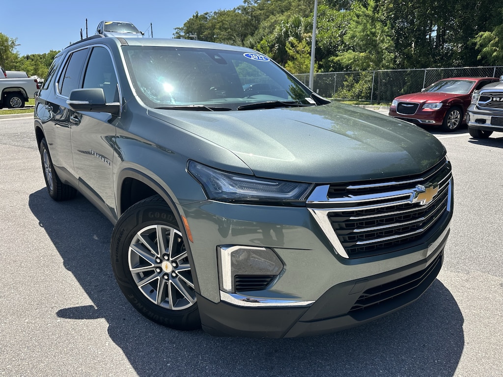 Used 2022 Chevrolet Traverse LT Cloth SUV