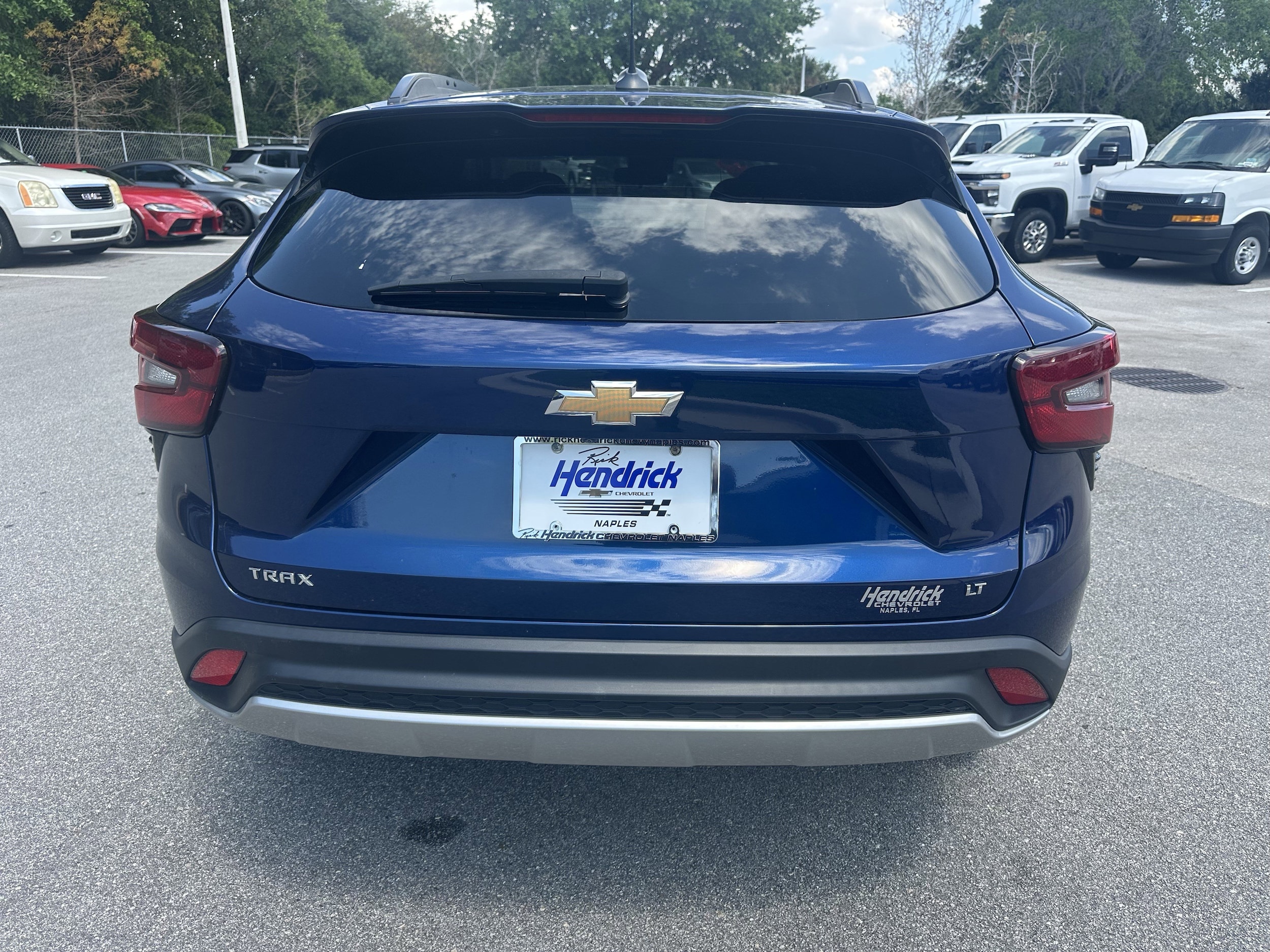 2024 Chevrolet Trax LT photo 3