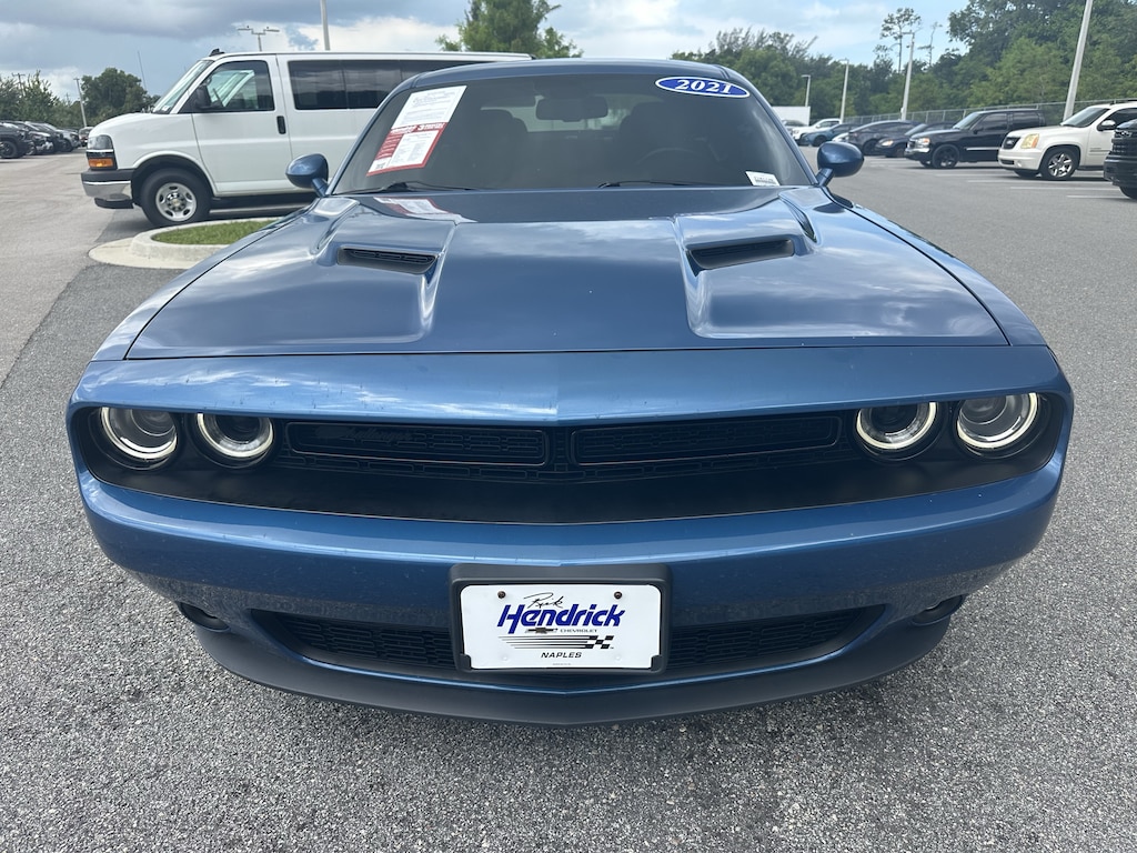 Used 2021 Dodge Challenger SXT Coupe