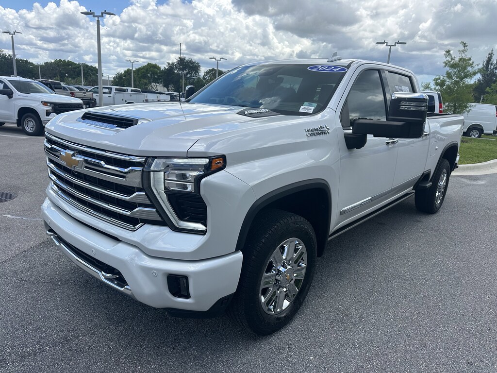 Used 2024 Chevrolet Silverado 2500HD High Country Pickup