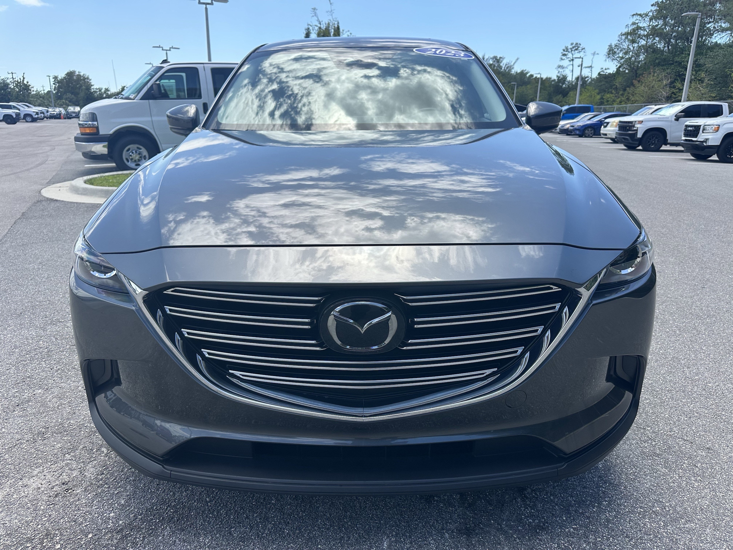 2023 Mazda CX-9 Touring photo 2