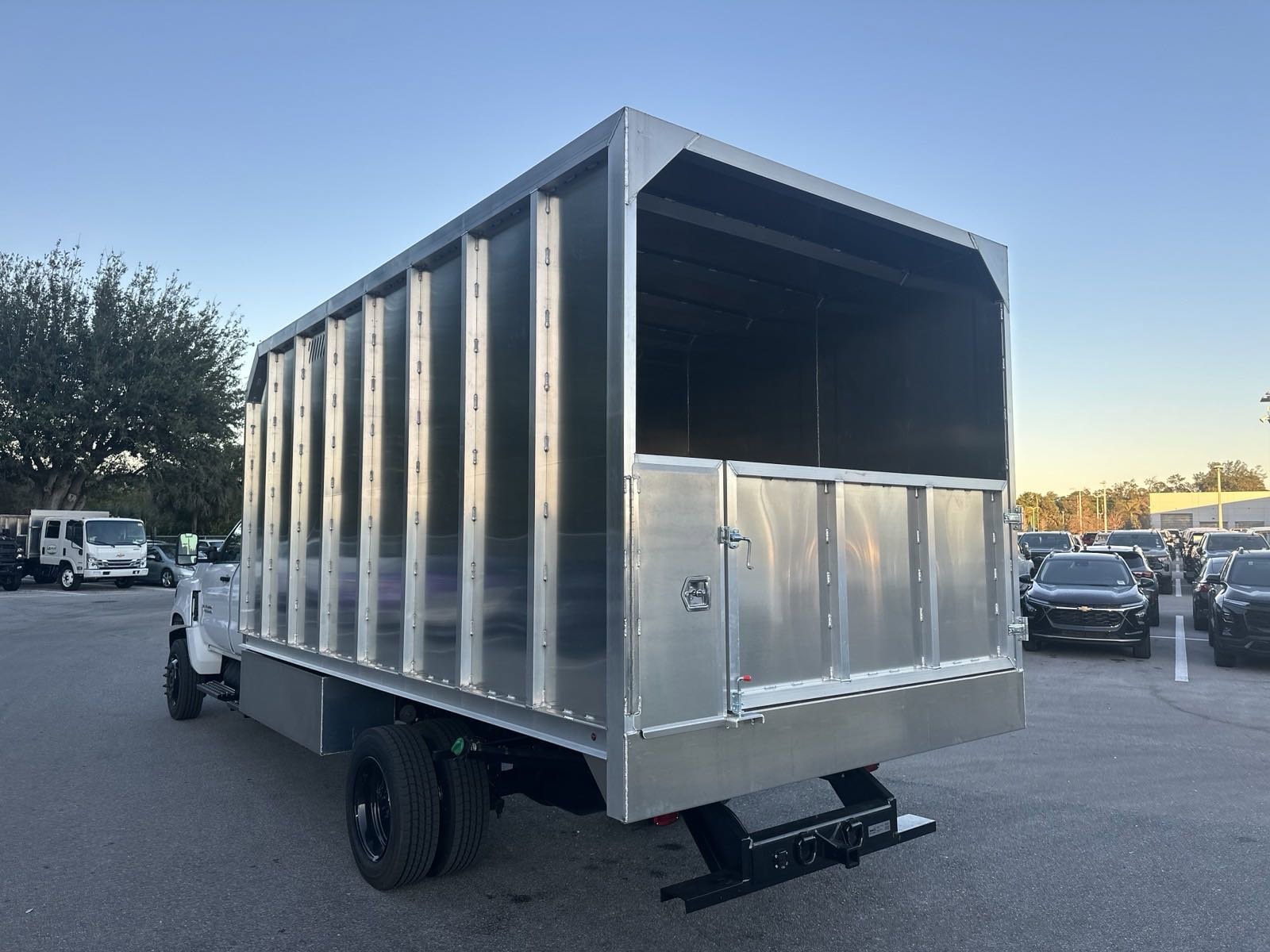 2024 Chevrolet Silverado MD Work Truck photo 6