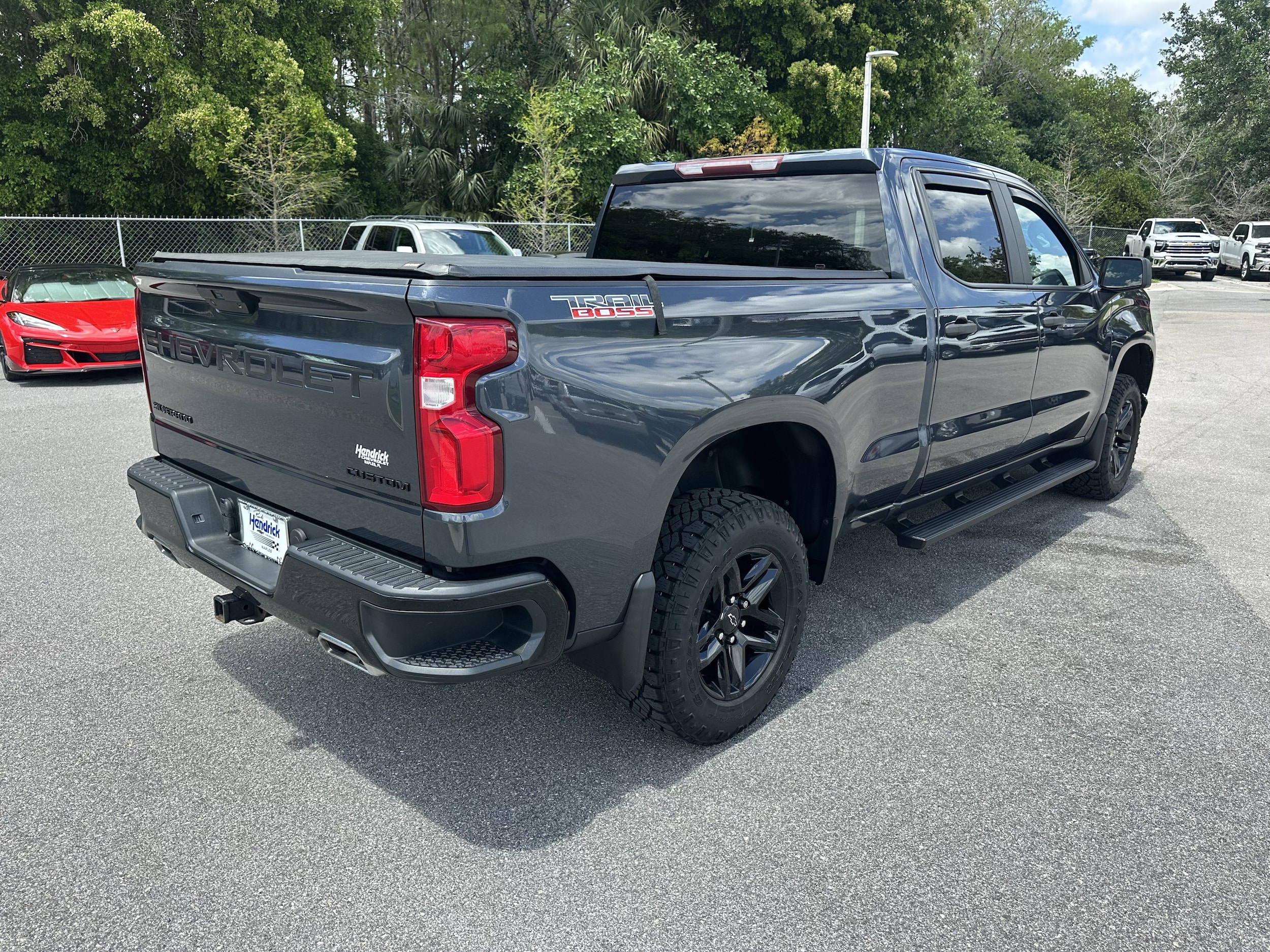 2020 Chevrolet Silverado 1500 Custom Trail Boss photo 3