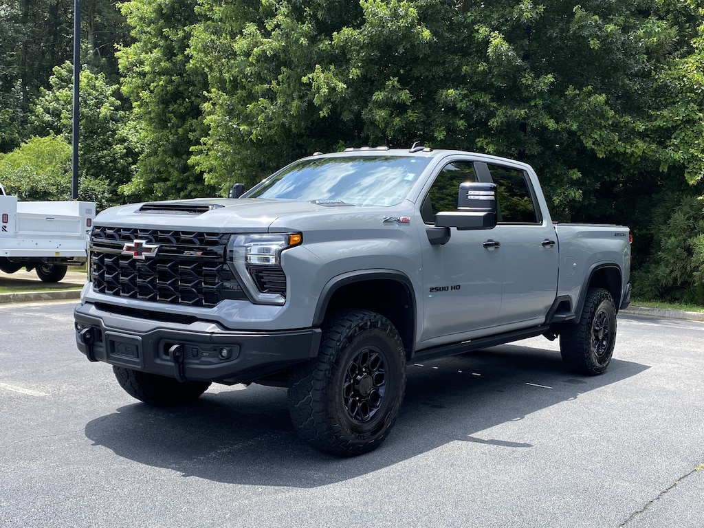 Used 2024 Chevrolet Silverado 2500HD ZR2 Pickup