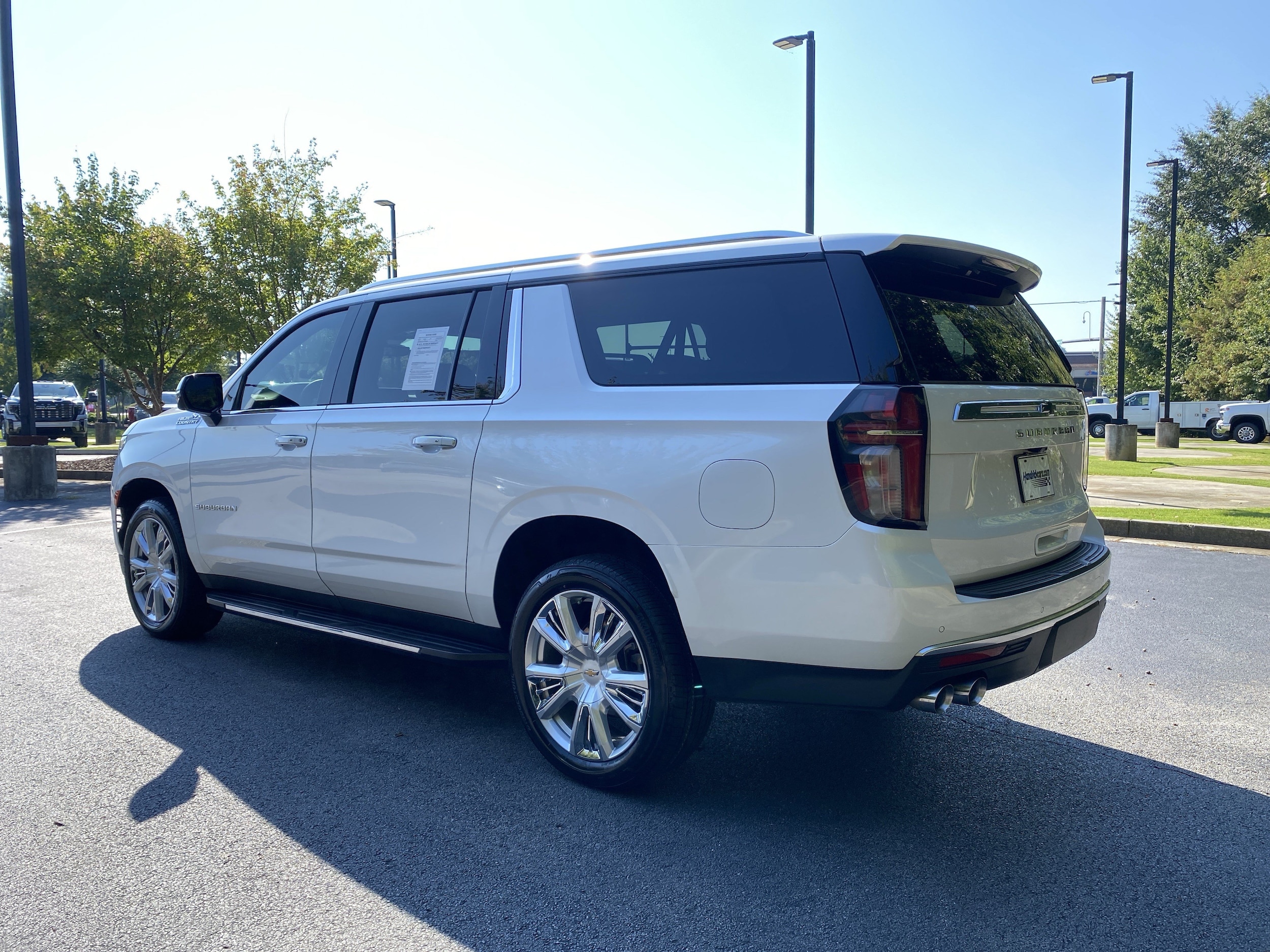 2023 Chevrolet Suburban High Country