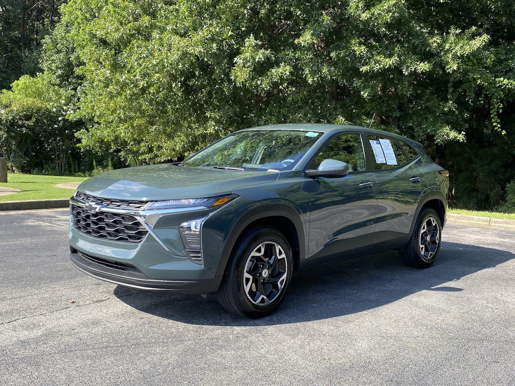 Used 2026 Chevrolet Trax LS SUV