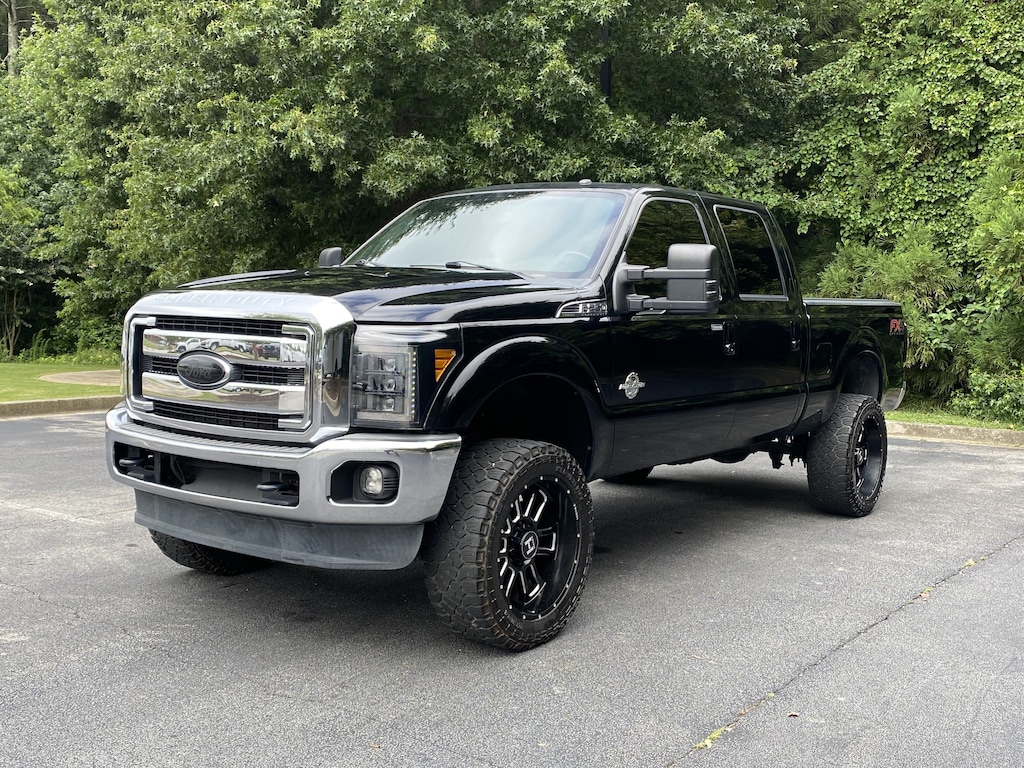 Used 2016 Ford Super Duty F-250 SRW Lariat Pickup