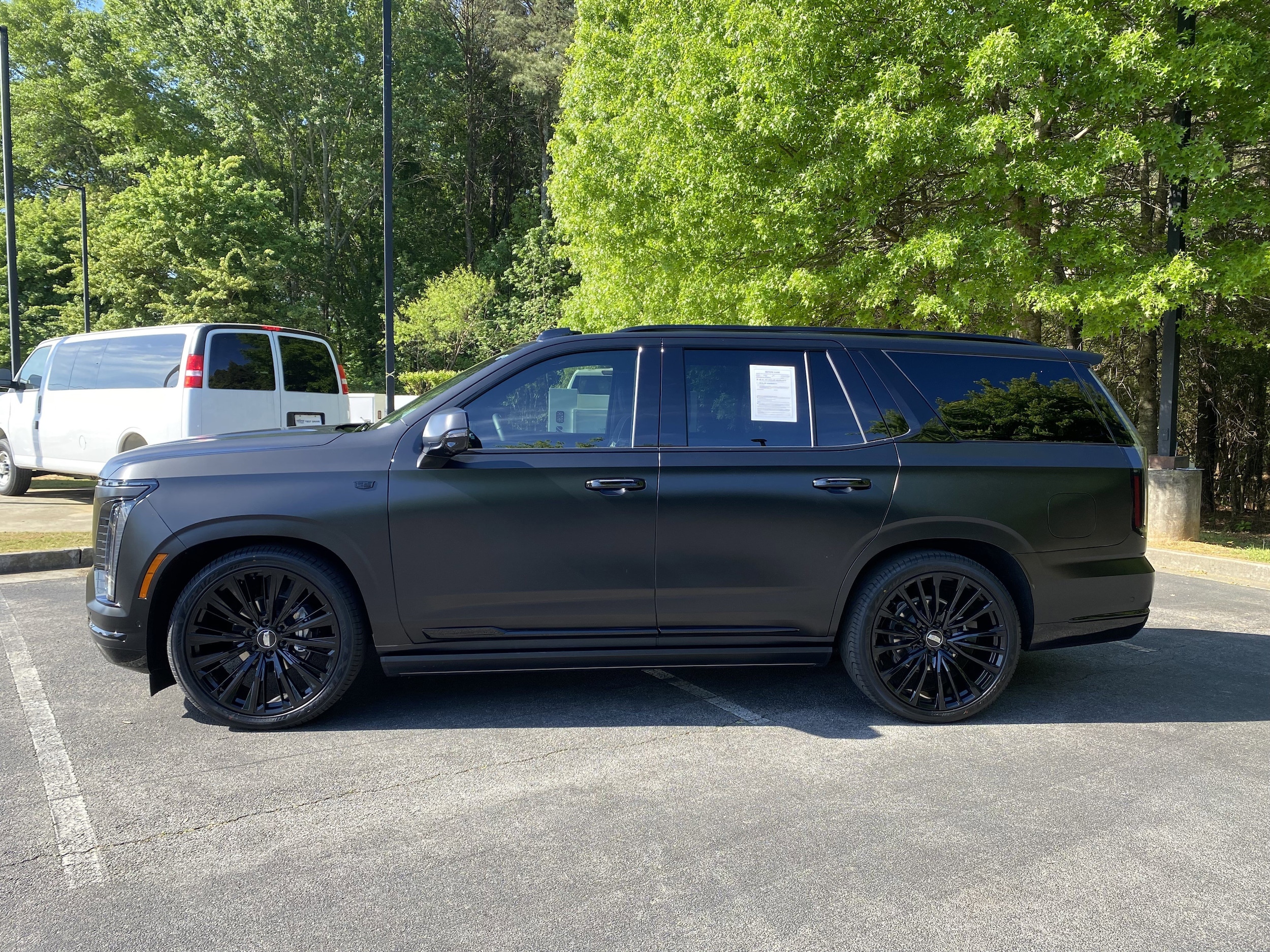 2026 CADILLAC Escalade 4WD Sport photo 4