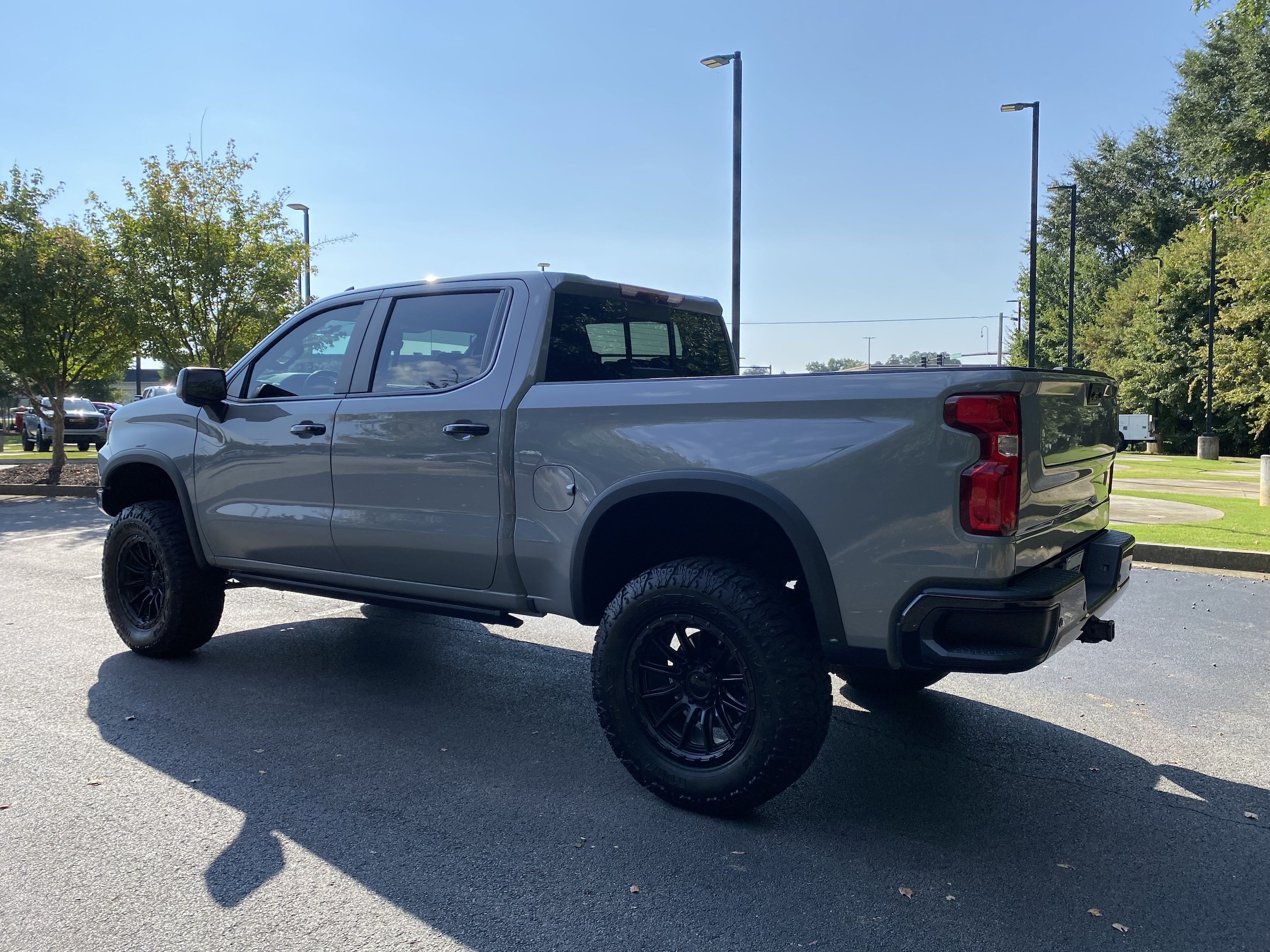 2025 Chevrolet Silverado 1500 ZR2