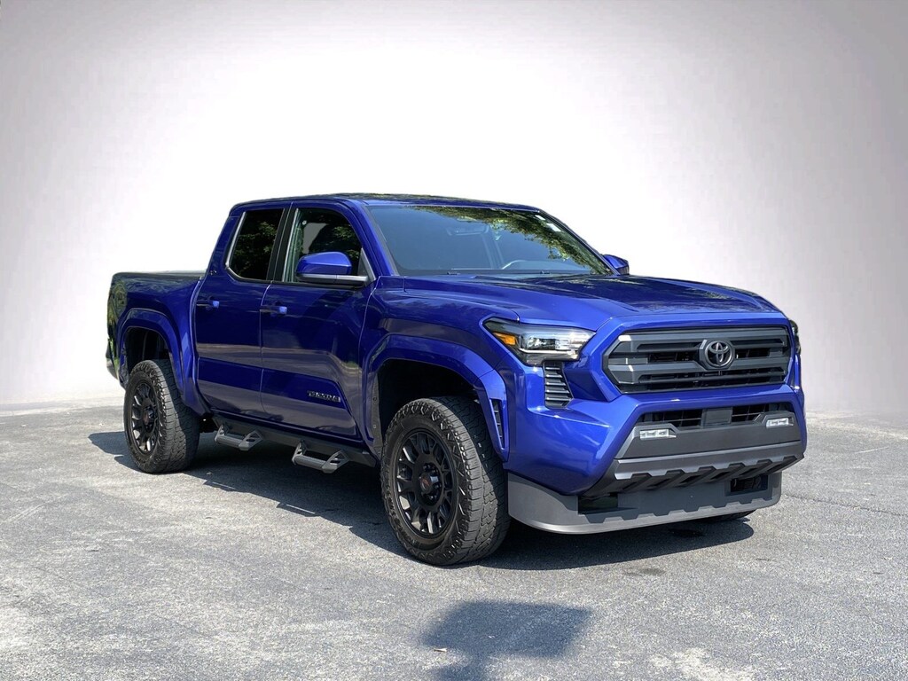 Used 2025 Toyota Tacoma 2WD SR5 Pickup