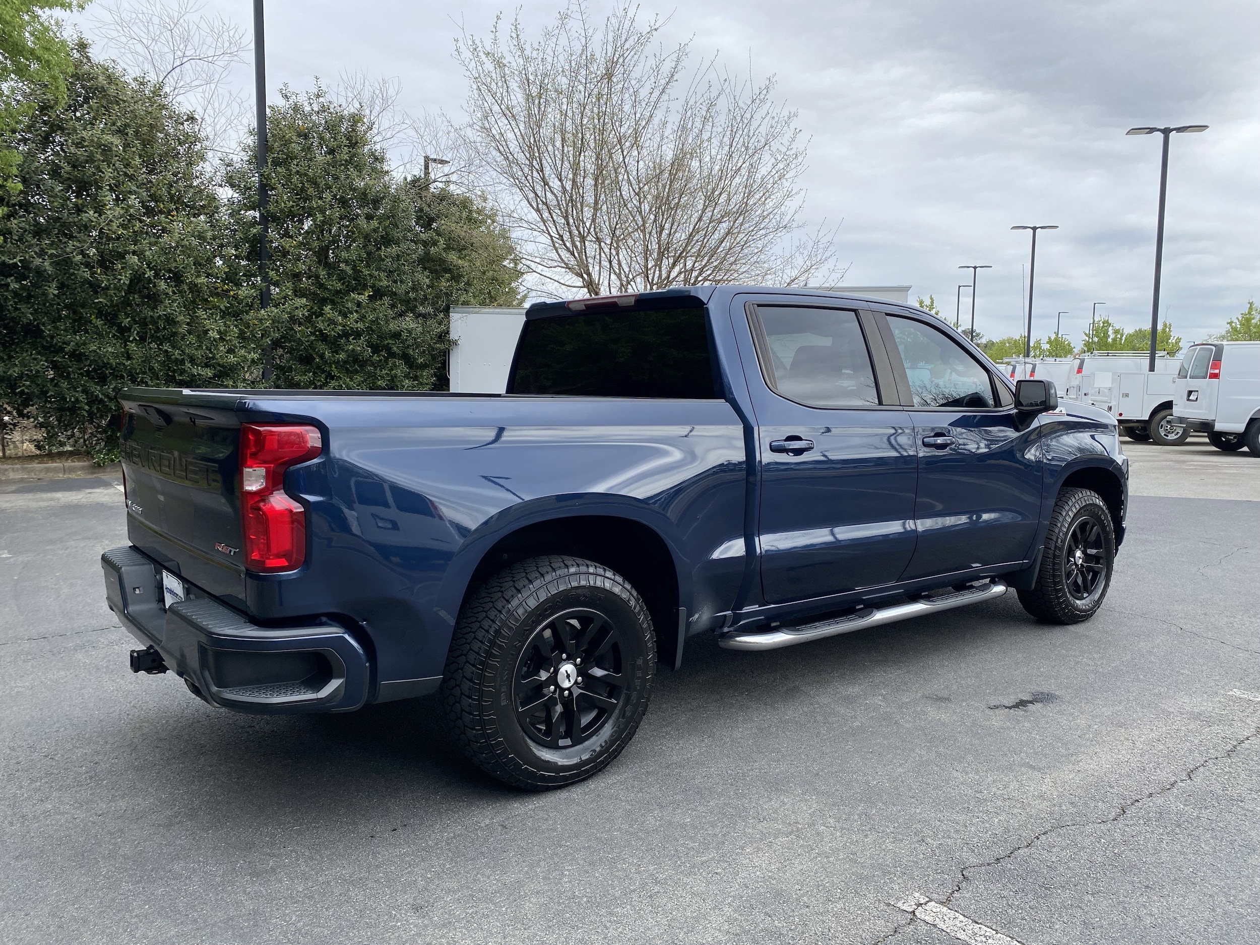 2022 Chevrolet Silverado 1500 LTD RST photo 3