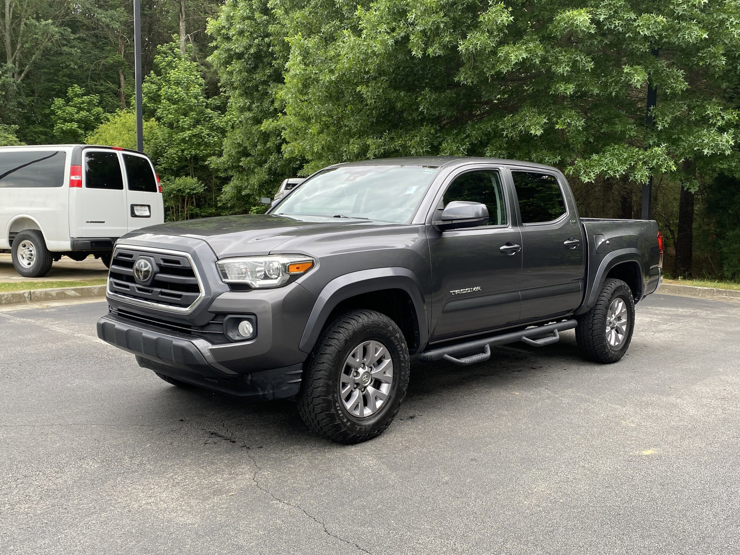 2018 Toyota Tacoma SR5 photo 5