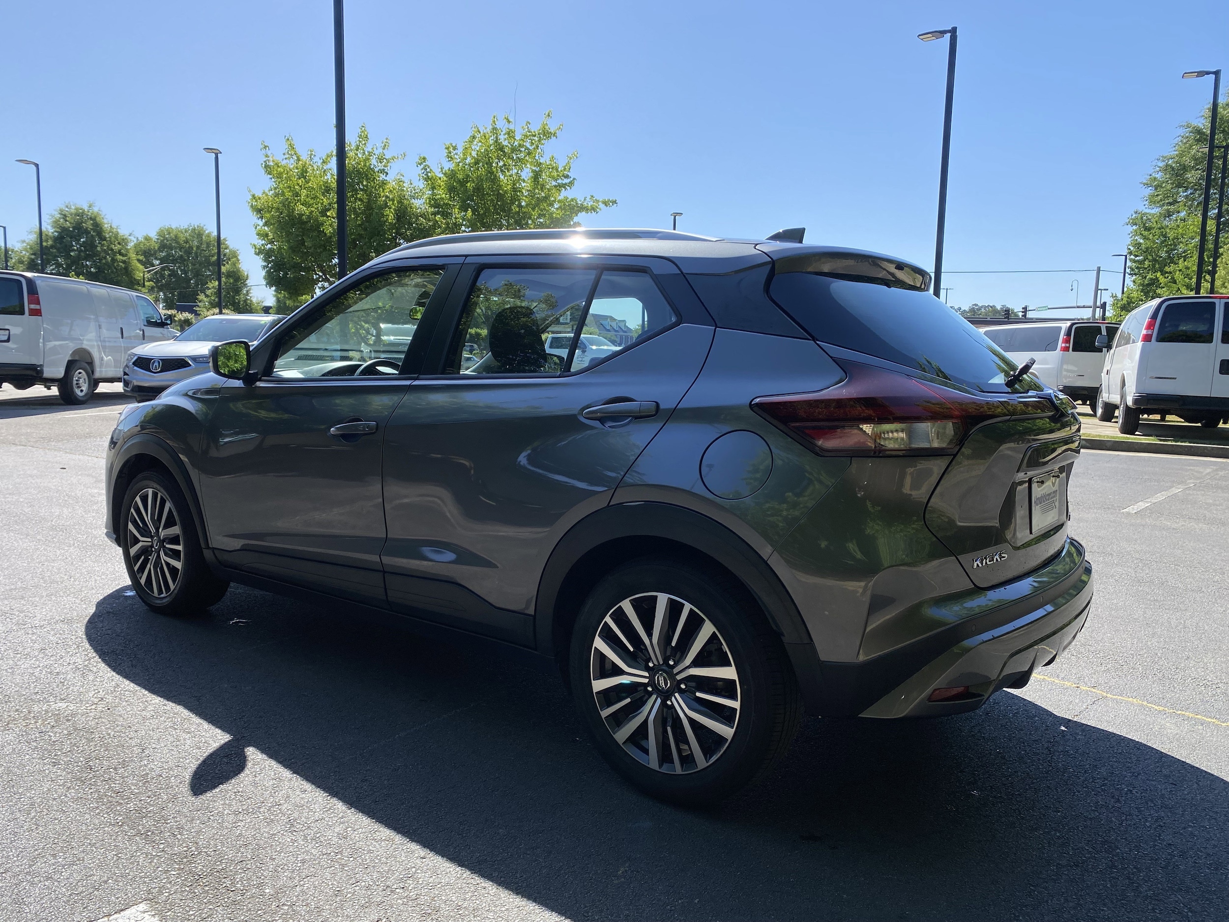 2021 Nissan Kicks SV photo 6