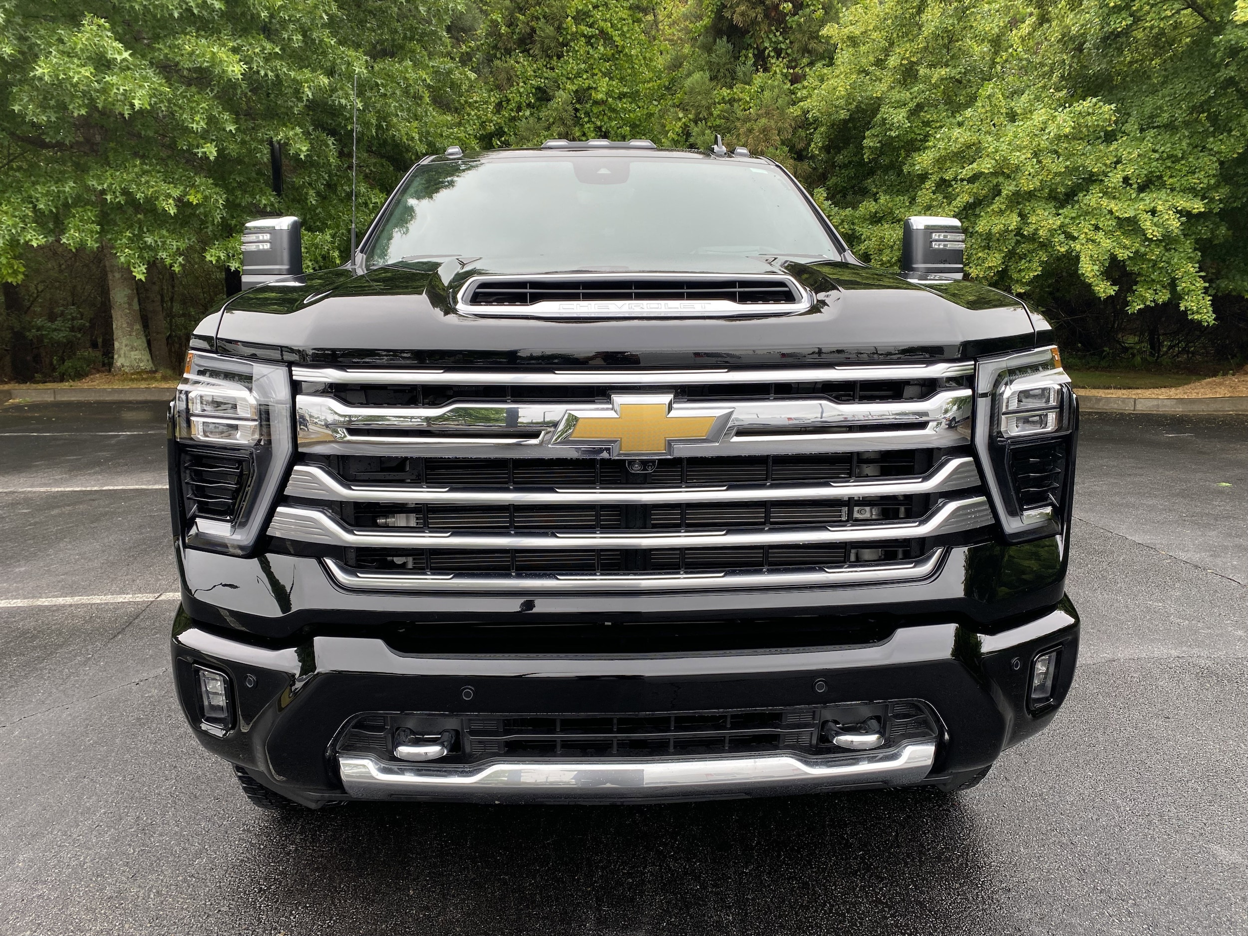 2025 Chevrolet Silverado 2500HD High Country photo 2