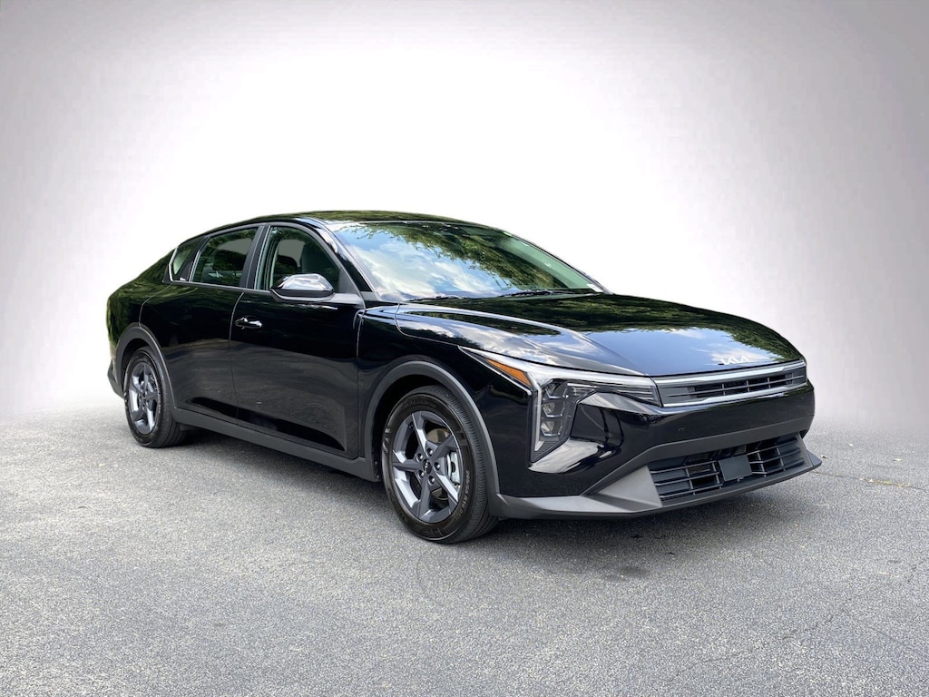 Used 2025 Kia K4 LXS Sedan