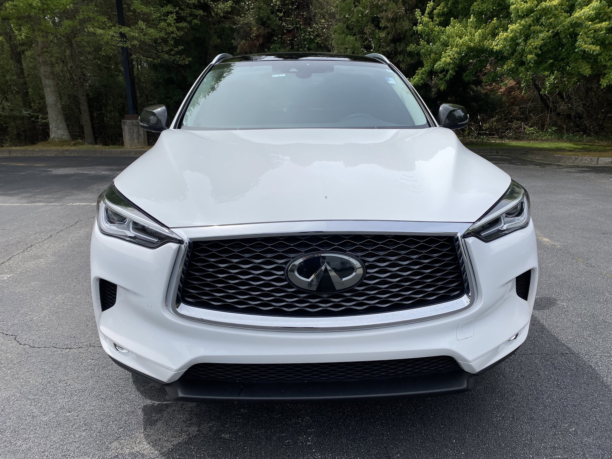 2021 INFINITI QX50 LUXE photo 2