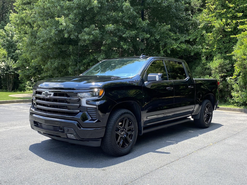 Used 2025 Chevrolet Silverado 1500 High Country Pickup